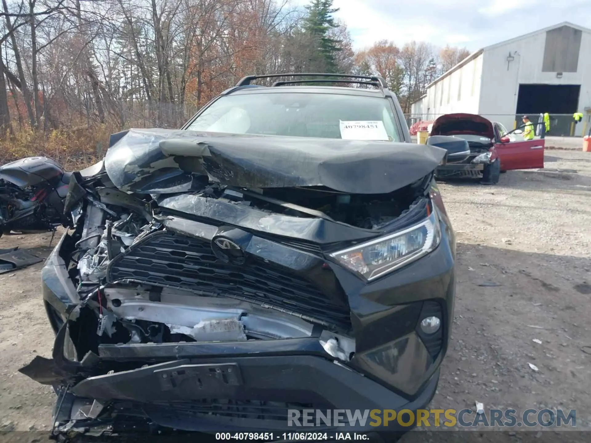 6 Photograph of a damaged car 2T3P1RFV6LW132750 TOYOTA RAV4 2020