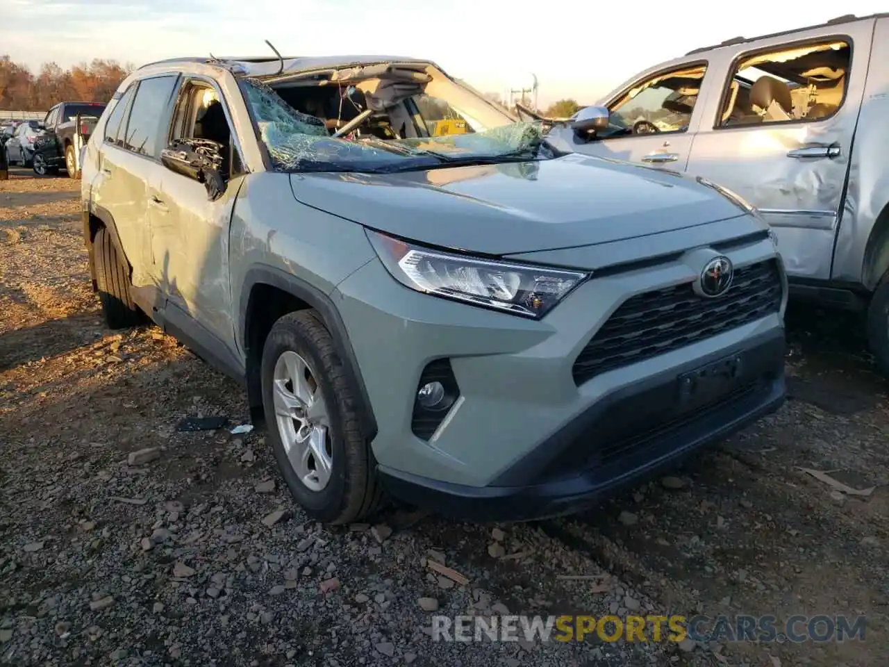 1 Photograph of a damaged car 2T3P1RFV7LC064847 TOYOTA RAV4 2020