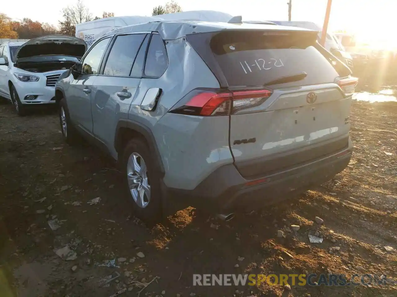 3 Photograph of a damaged car 2T3P1RFV7LC064847 TOYOTA RAV4 2020