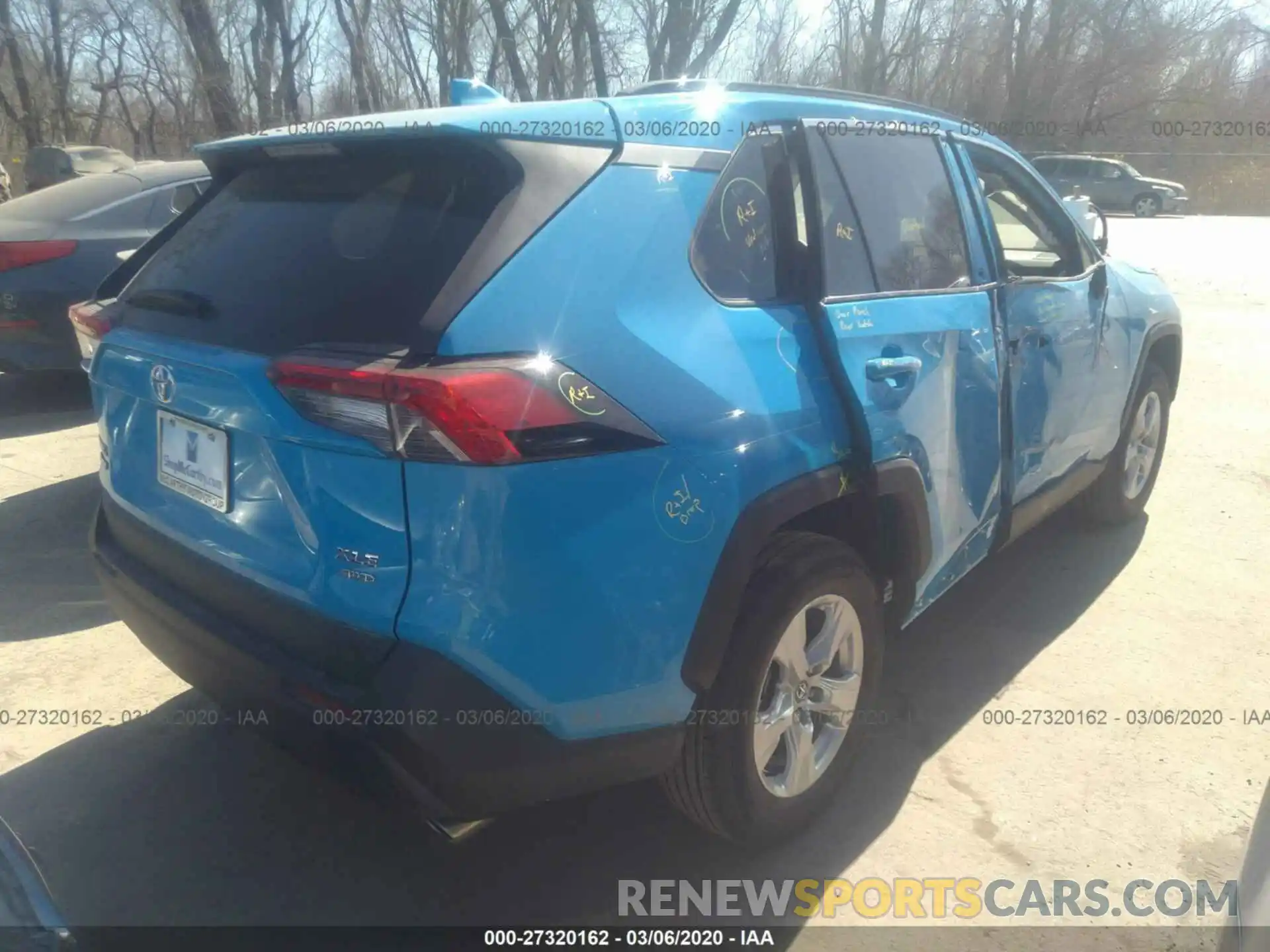 4 Photograph of a damaged car 2T3P1RFV7LC083169 TOYOTA RAV4 2020