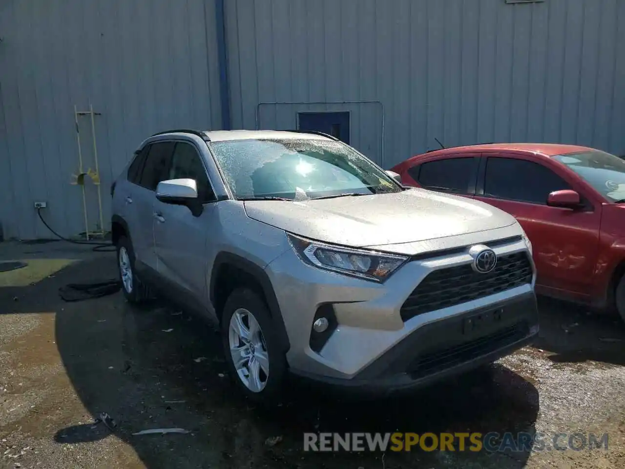 1 Photograph of a damaged car 2T3P1RFV7LC089828 TOYOTA RAV4 2020