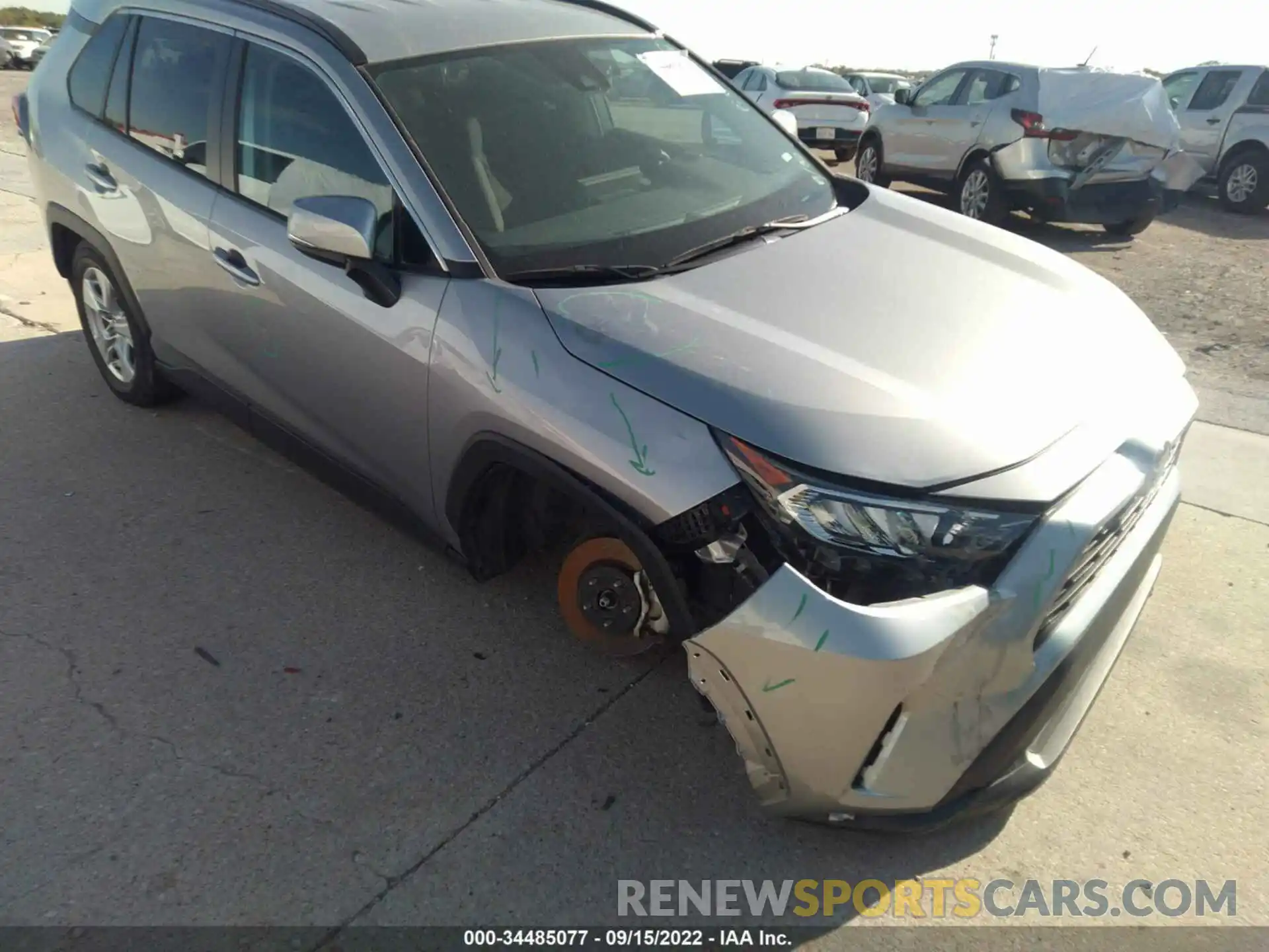 6 Photograph of a damaged car 2T3P1RFV7LC099758 TOYOTA RAV4 2020