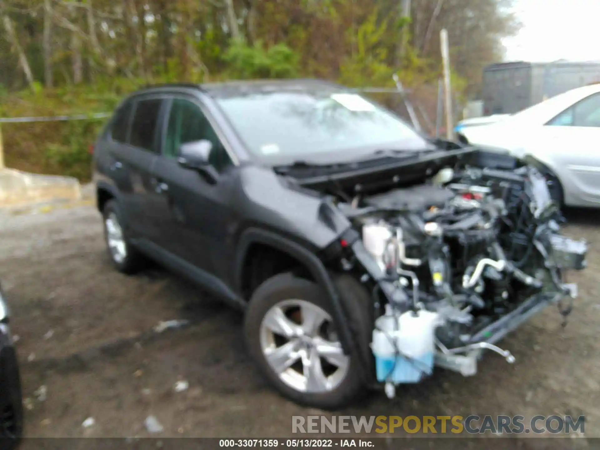 1 Photograph of a damaged car 2T3P1RFV7LC101847 TOYOTA RAV4 2020