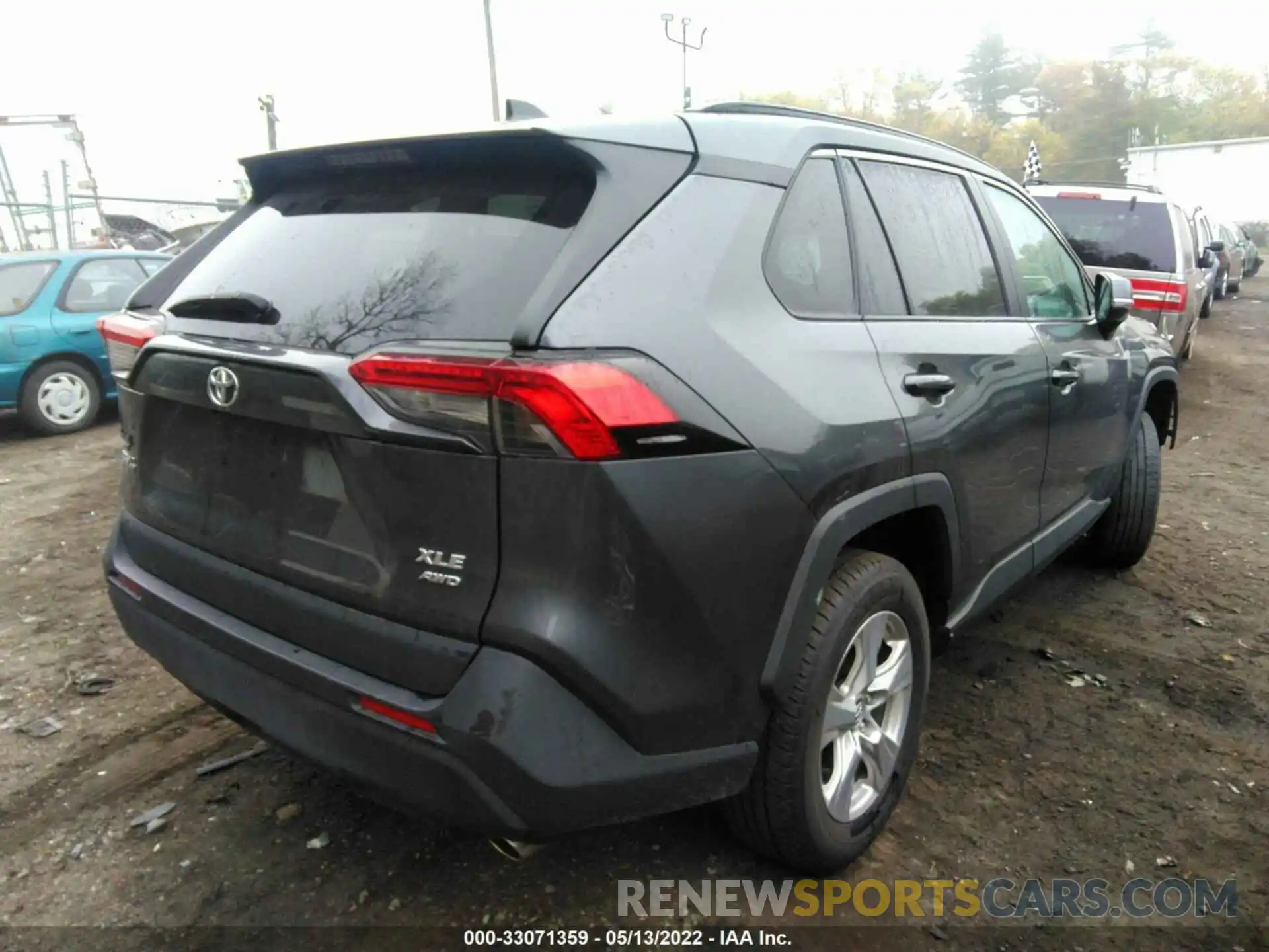 4 Photograph of a damaged car 2T3P1RFV7LC101847 TOYOTA RAV4 2020