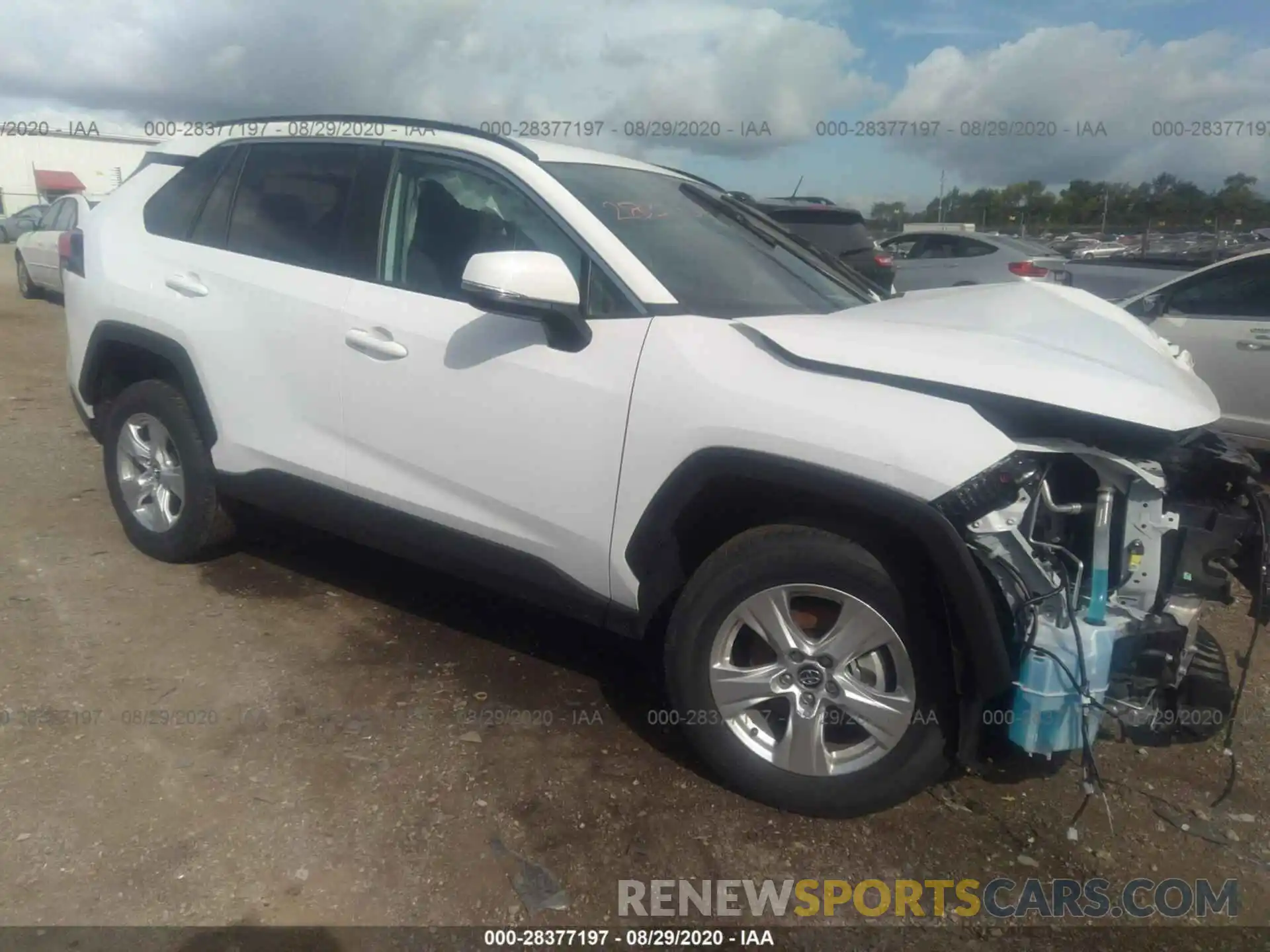 1 Photograph of a damaged car 2T3P1RFV7LC104599 TOYOTA RAV4 2020