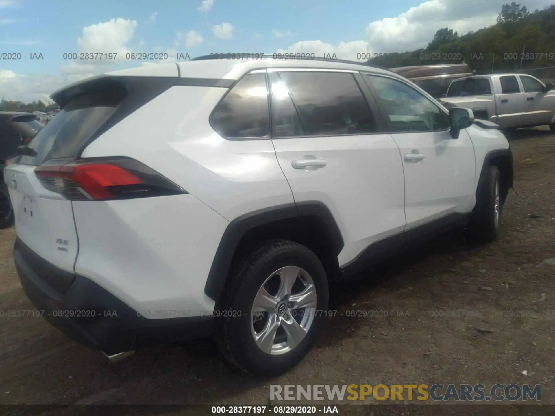 4 Photograph of a damaged car 2T3P1RFV7LC104599 TOYOTA RAV4 2020