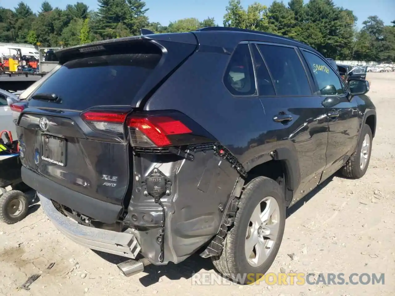 4 Photograph of a damaged car 2T3P1RFV7LC104702 TOYOTA RAV4 2020