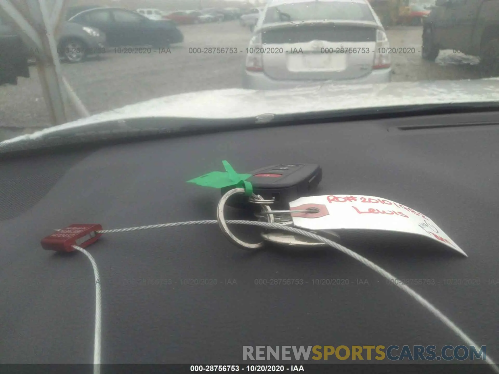 11 Photograph of a damaged car 2T3P1RFV7LC105977 TOYOTA RAV4 2020