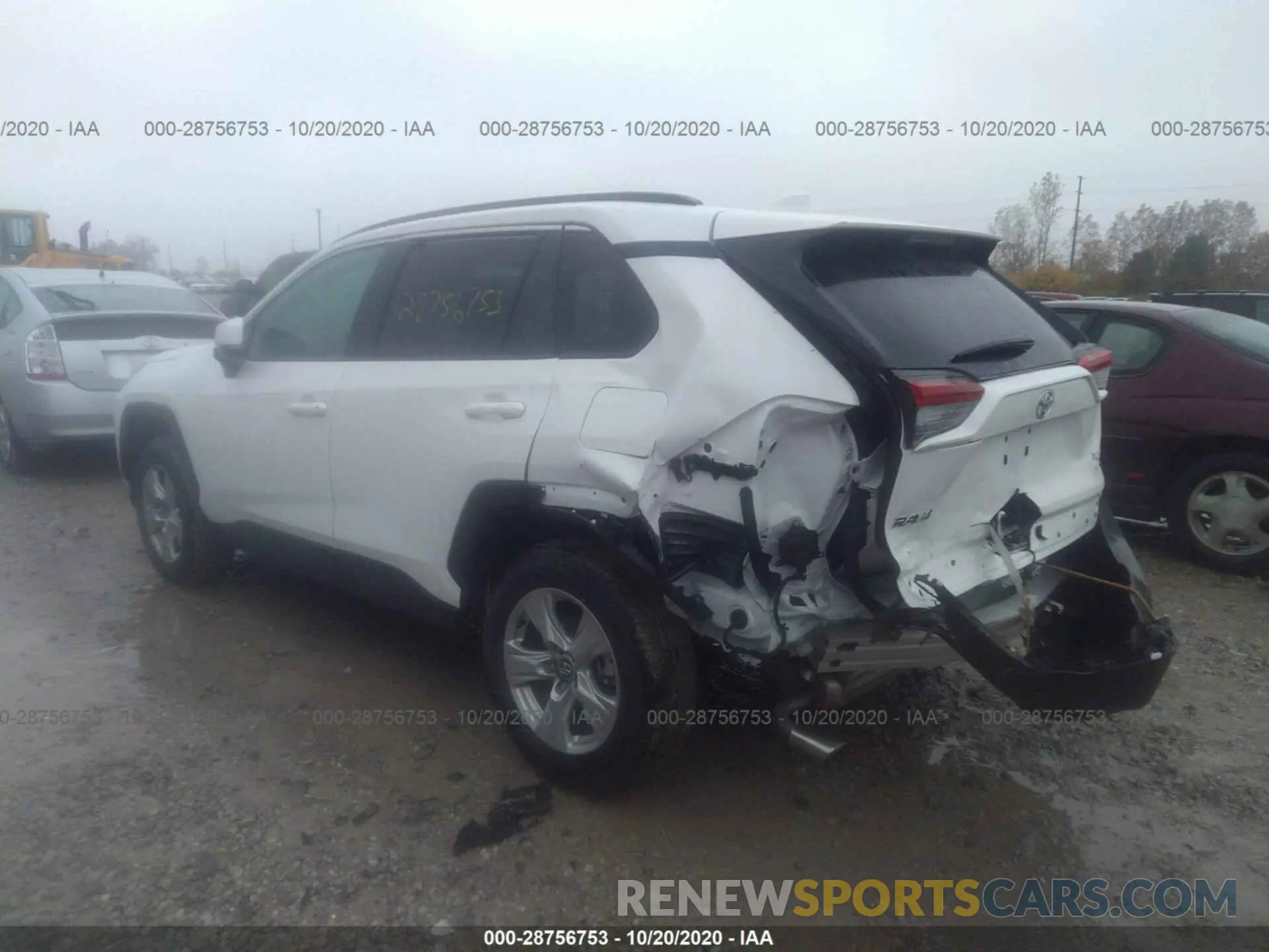 3 Photograph of a damaged car 2T3P1RFV7LC105977 TOYOTA RAV4 2020