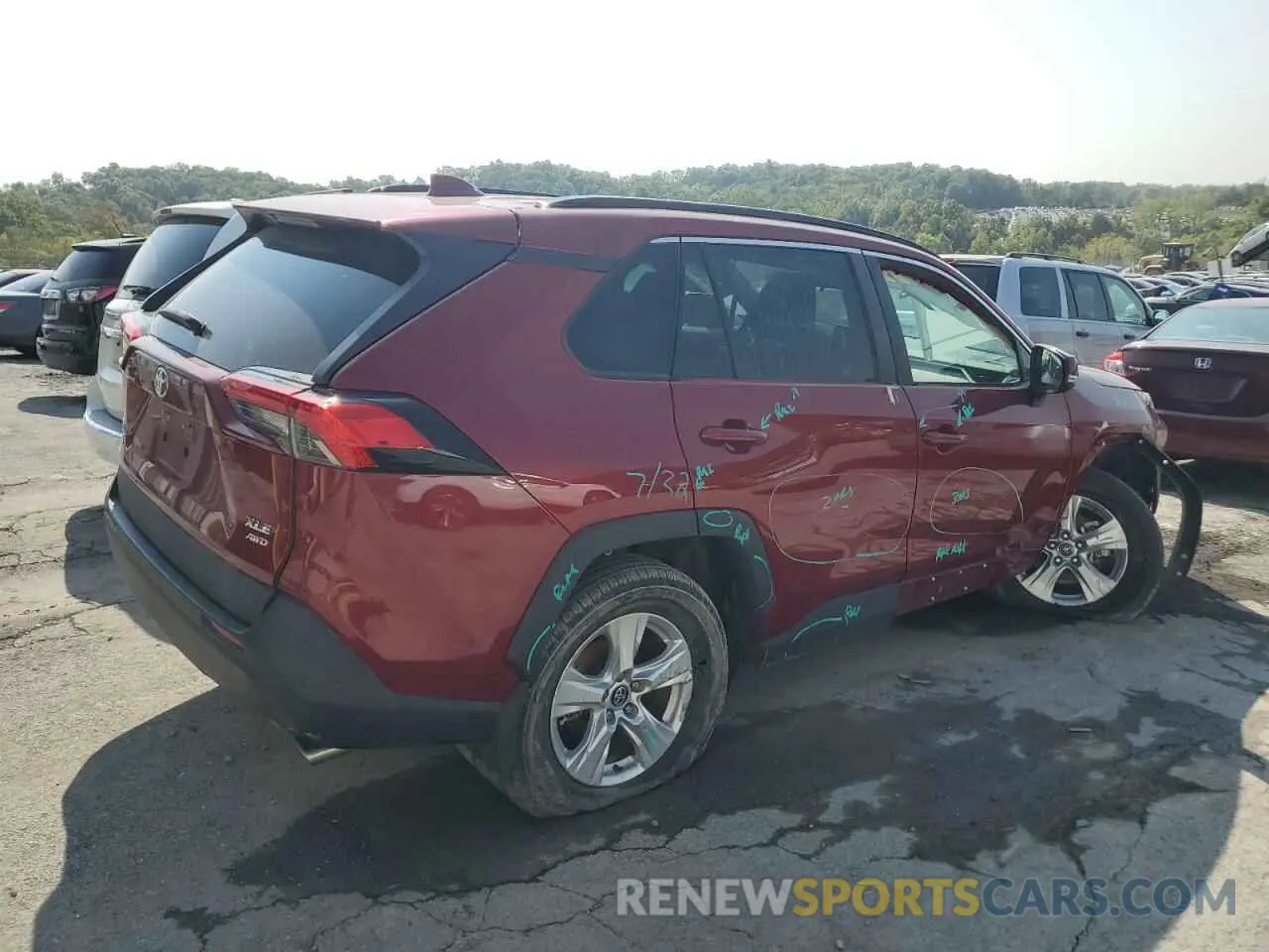 3 Photograph of a damaged car 2T3P1RFV7LC129017 TOYOTA RAV4 2020