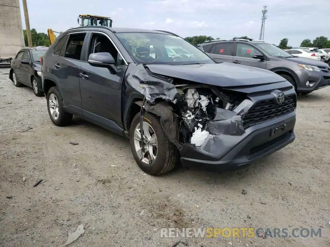 1 Photograph of a damaged car 2T3P1RFV7LW091674 TOYOTA RAV4 2020