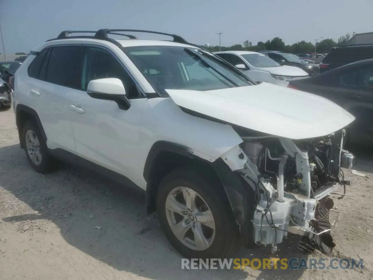 4 Photograph of a damaged car 2T3P1RFV7LW138623 TOYOTA RAV4 2020
