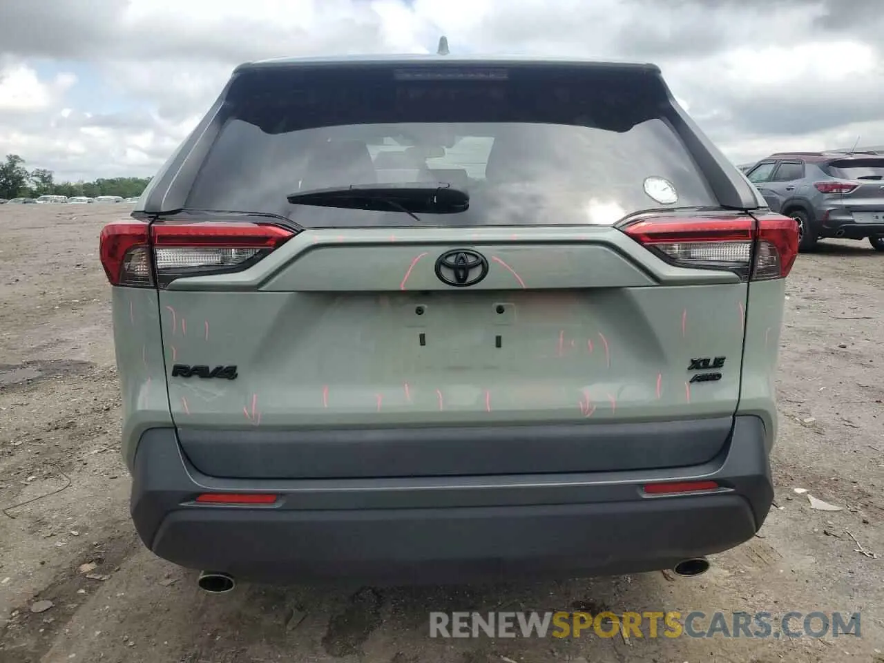 6 Photograph of a damaged car 2T3P1RFV7LW140016 TOYOTA RAV4 2020