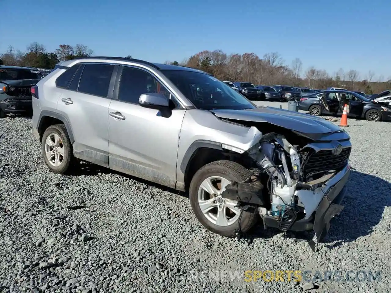 4 Photograph of a damaged car 2T3P1RFV8LC076702 TOYOTA RAV4 2020