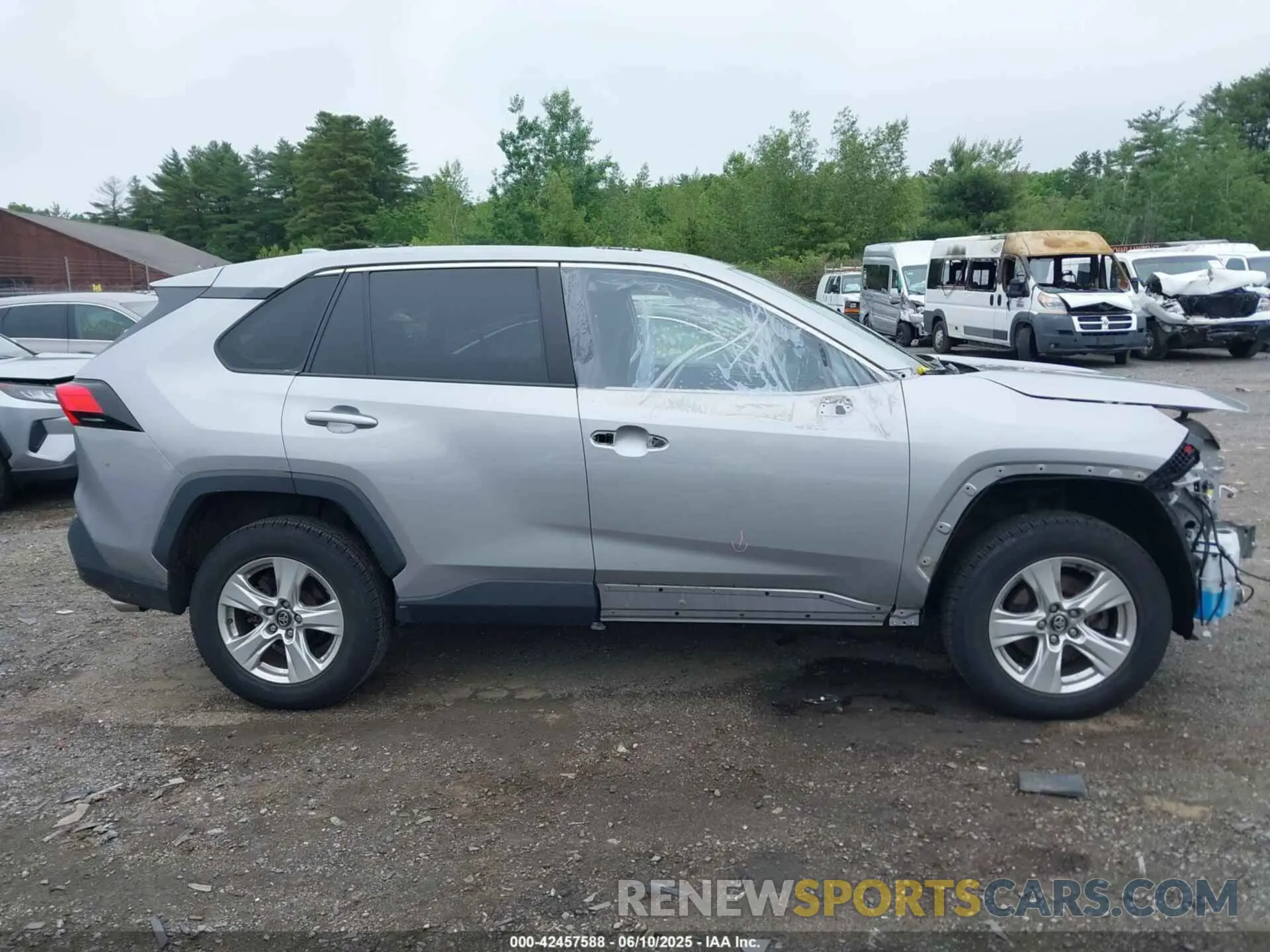 14 Photograph of a damaged car 2T3P1RFV8LC090681 TOYOTA RAV4 2020