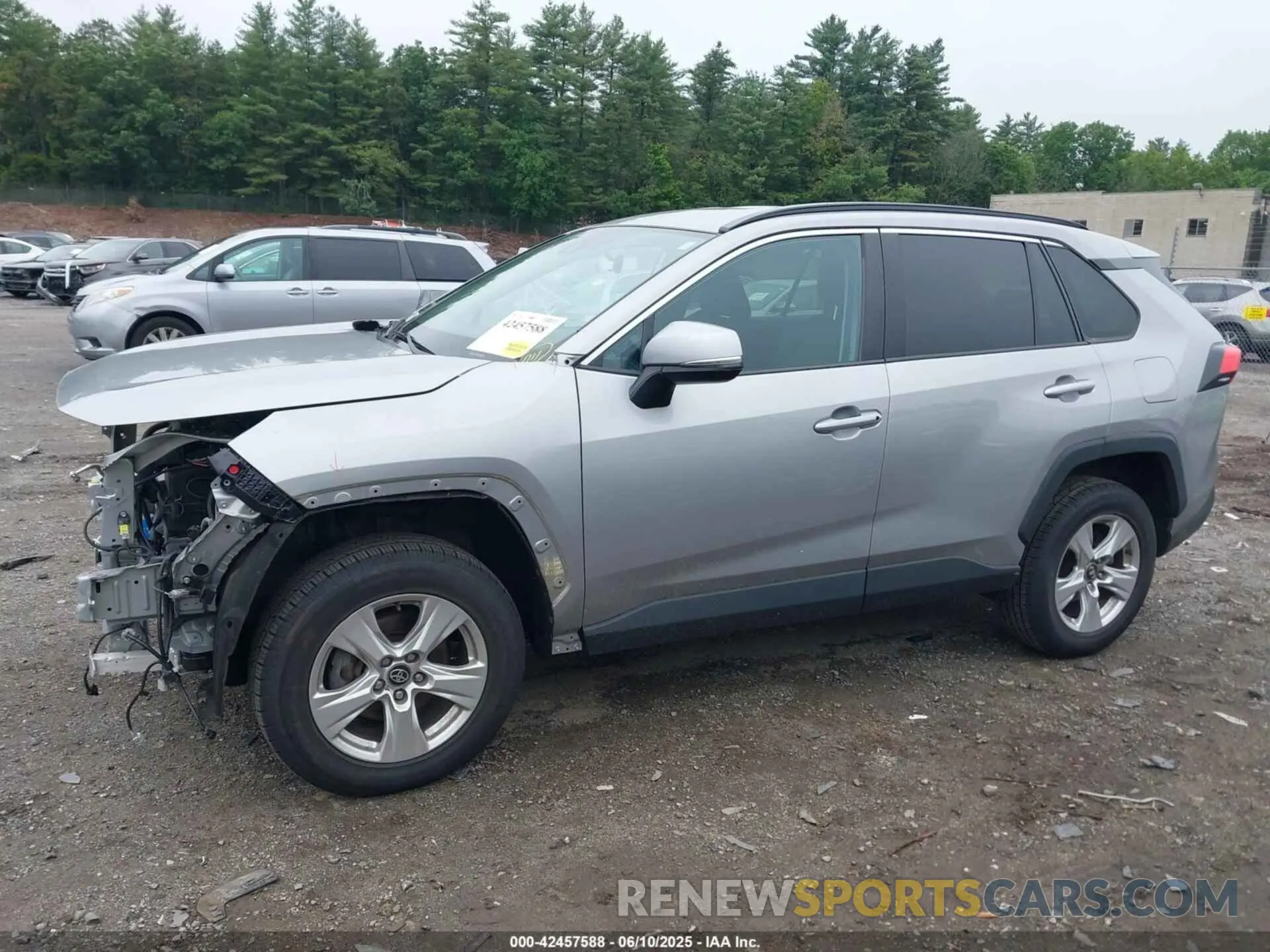 15 Photograph of a damaged car 2T3P1RFV8LC090681 TOYOTA RAV4 2020