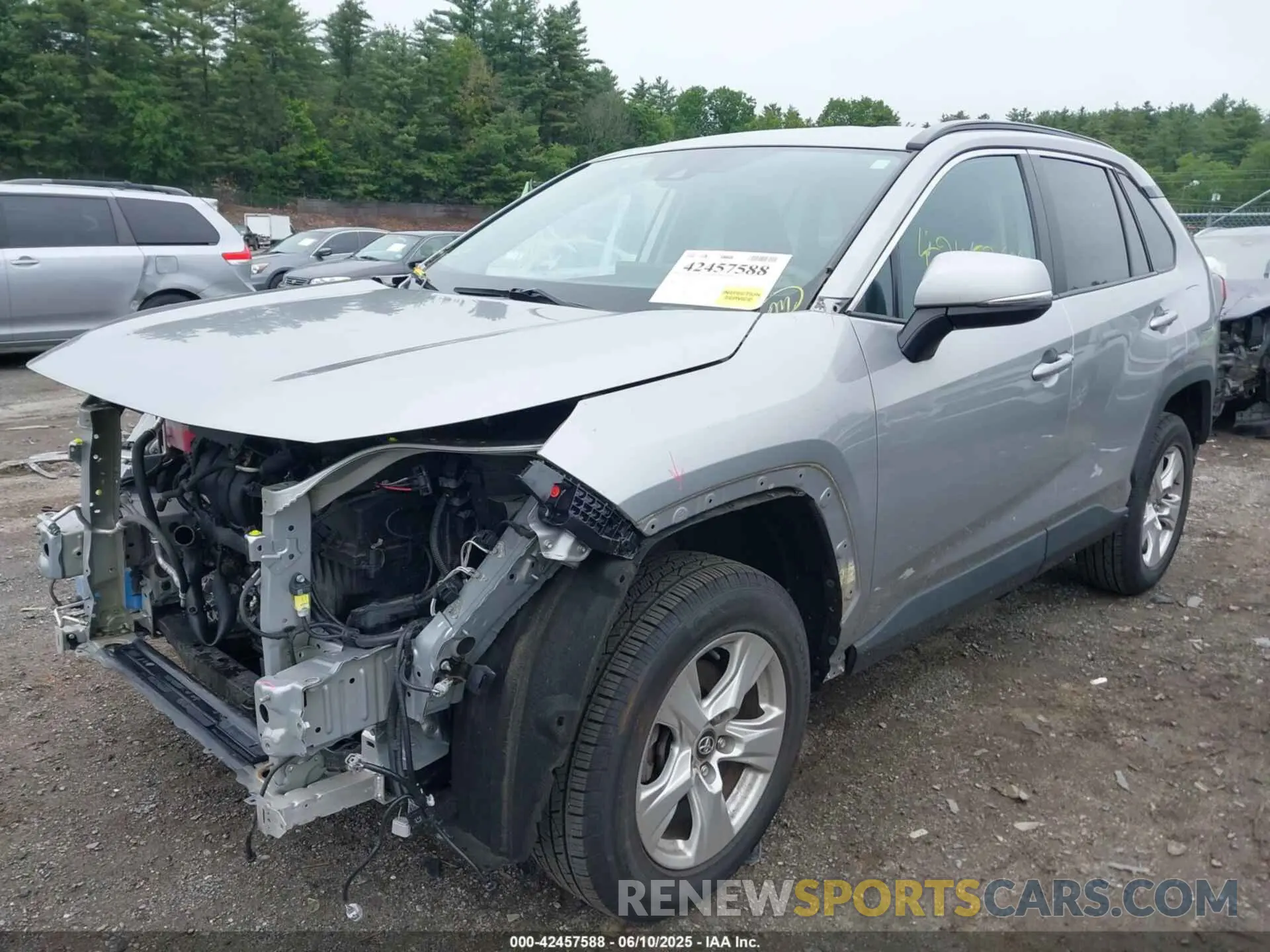 2 Photograph of a damaged car 2T3P1RFV8LC090681 TOYOTA RAV4 2020