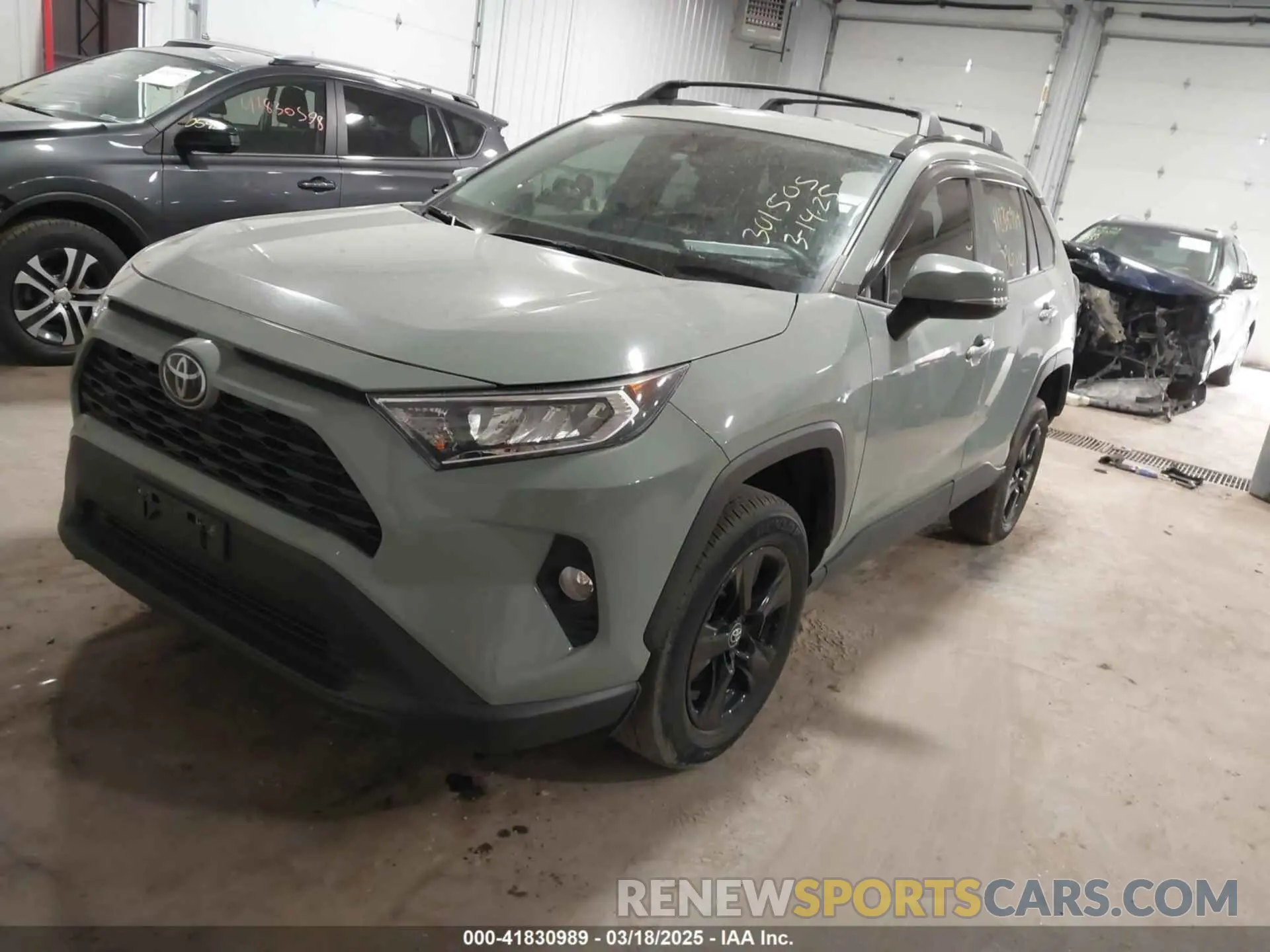 2 Photograph of a damaged car 2T3P1RFV8LC099090 TOYOTA RAV4 2020