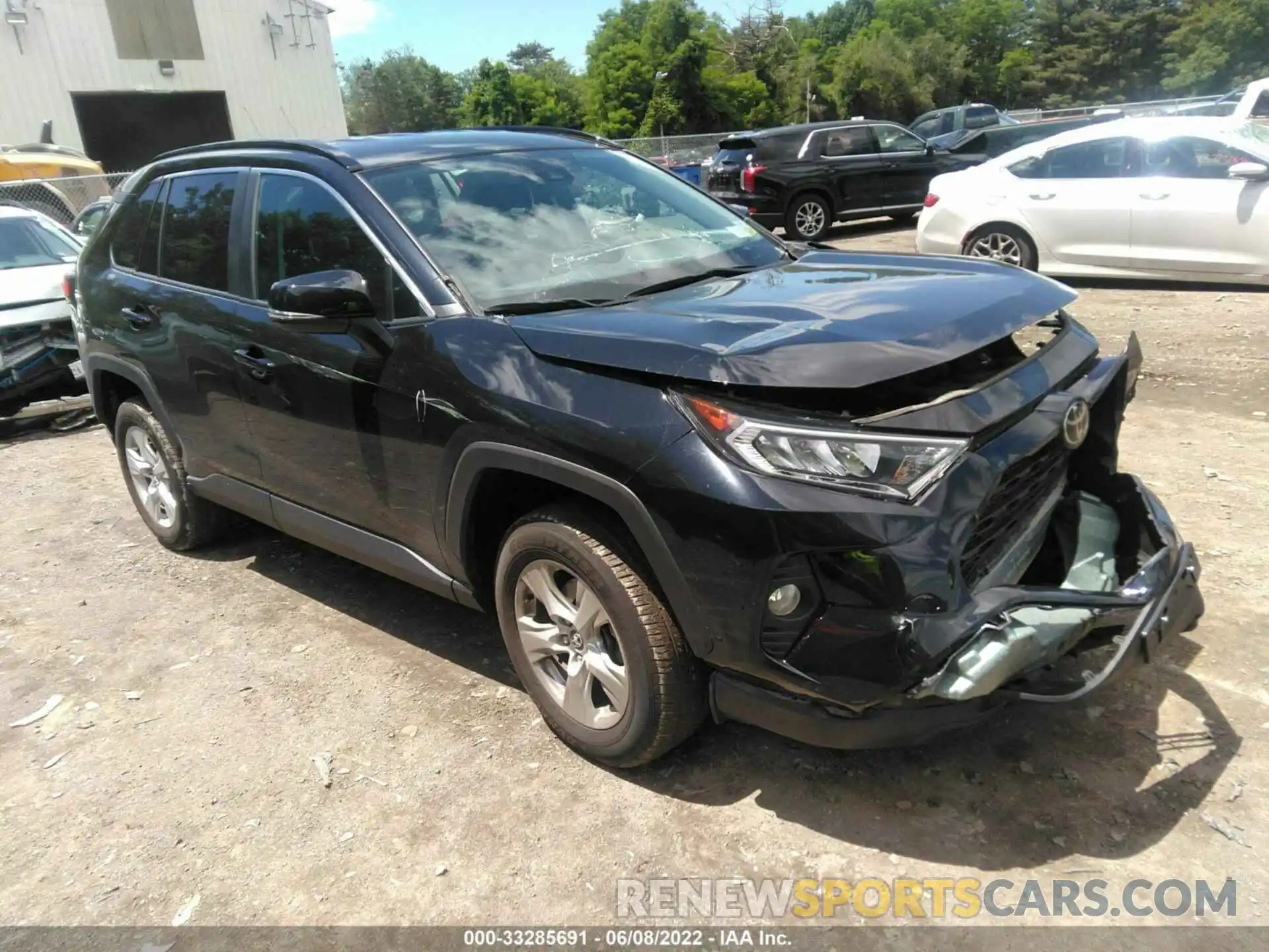 1 Photograph of a damaged car 2T3P1RFV8LC117765 TOYOTA RAV4 2020