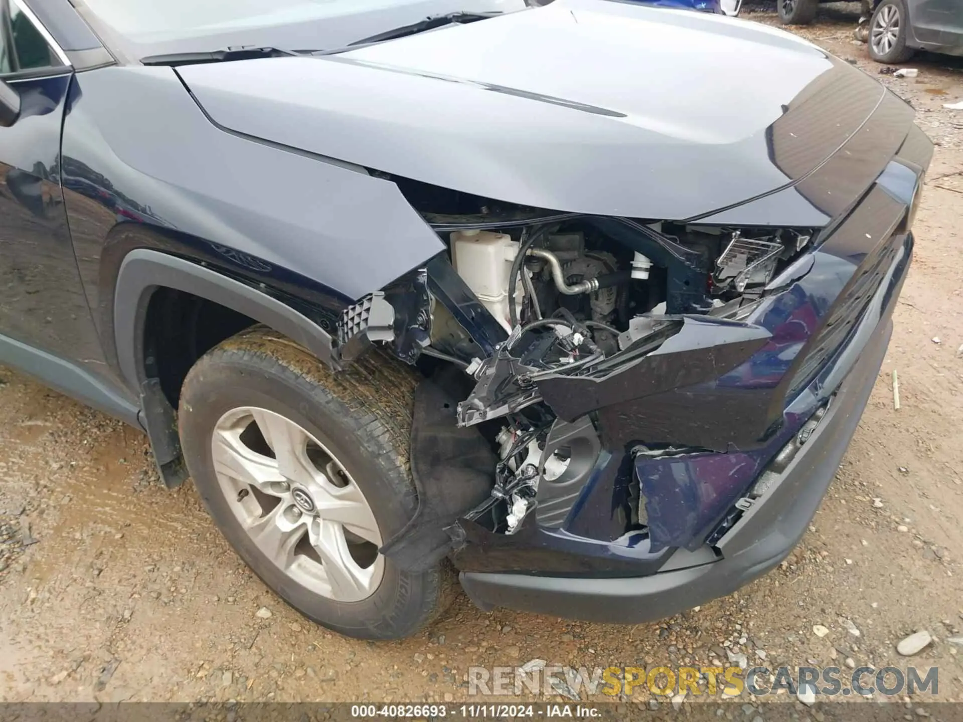 17 Photograph of a damaged car 2T3P1RFV8LC125820 TOYOTA RAV4 2020
