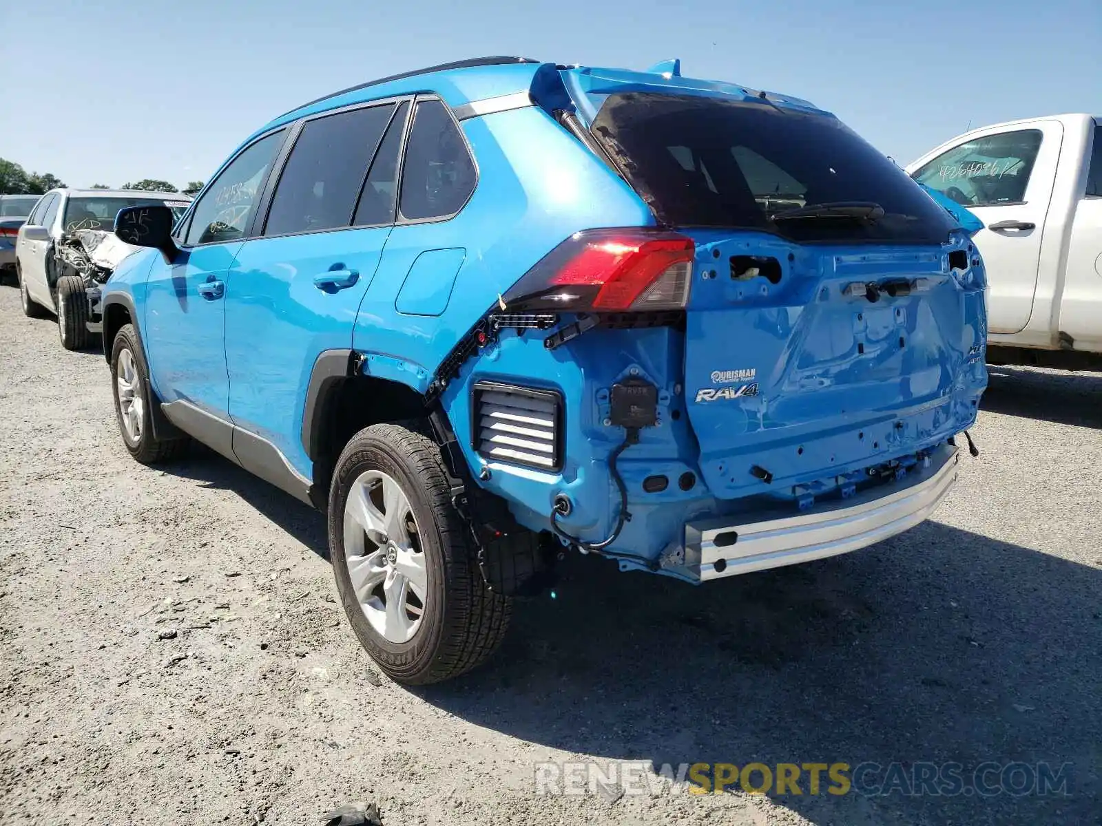 3 Photograph of a damaged car 2T3P1RFV8LW110555 TOYOTA RAV4 2020