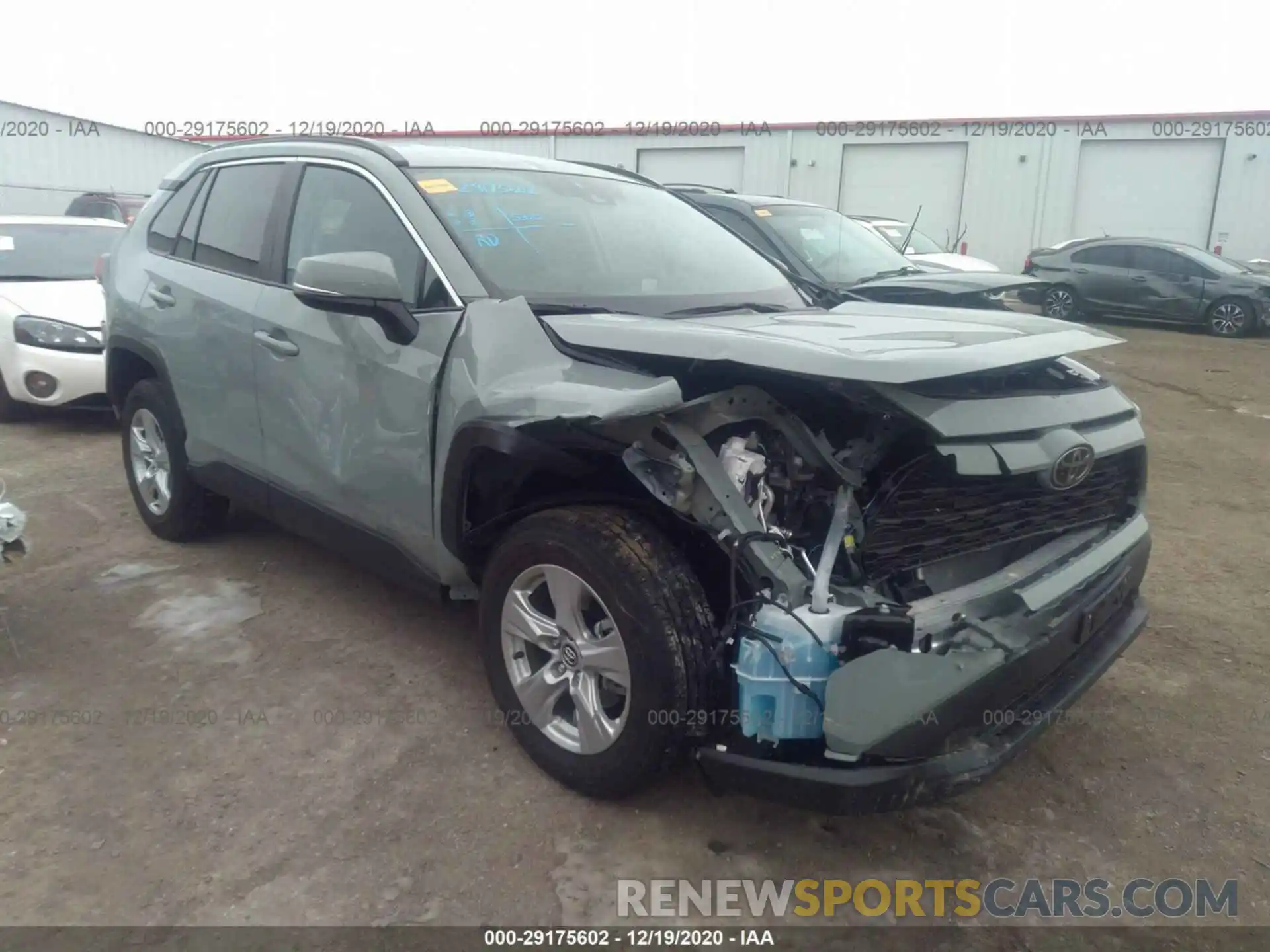 1 Photograph of a damaged car 2T3P1RFV8LW117649 TOYOTA RAV4 2020