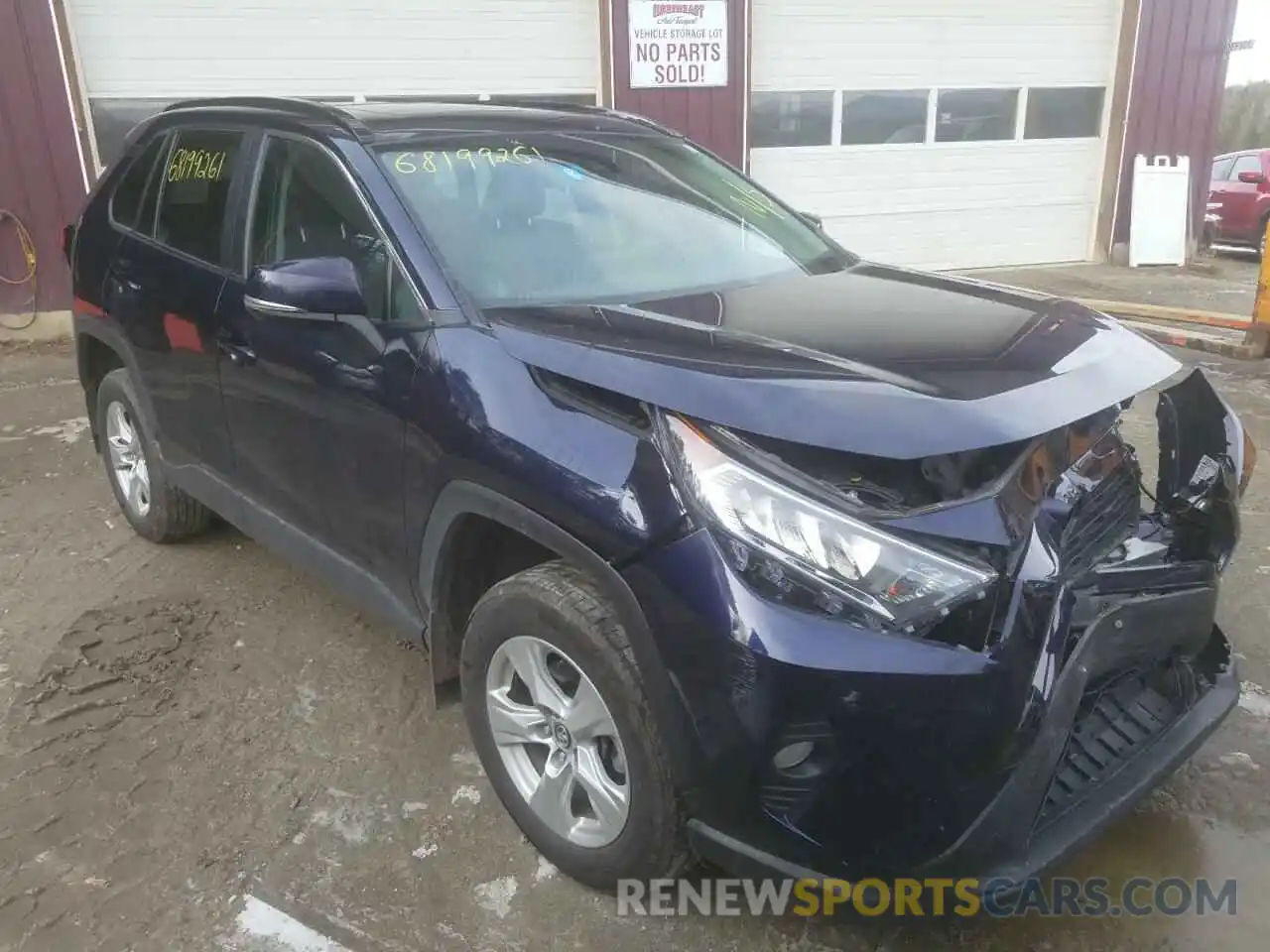 1 Photograph of a damaged car 2T3P1RFV9LC061836 TOYOTA RAV4 2020