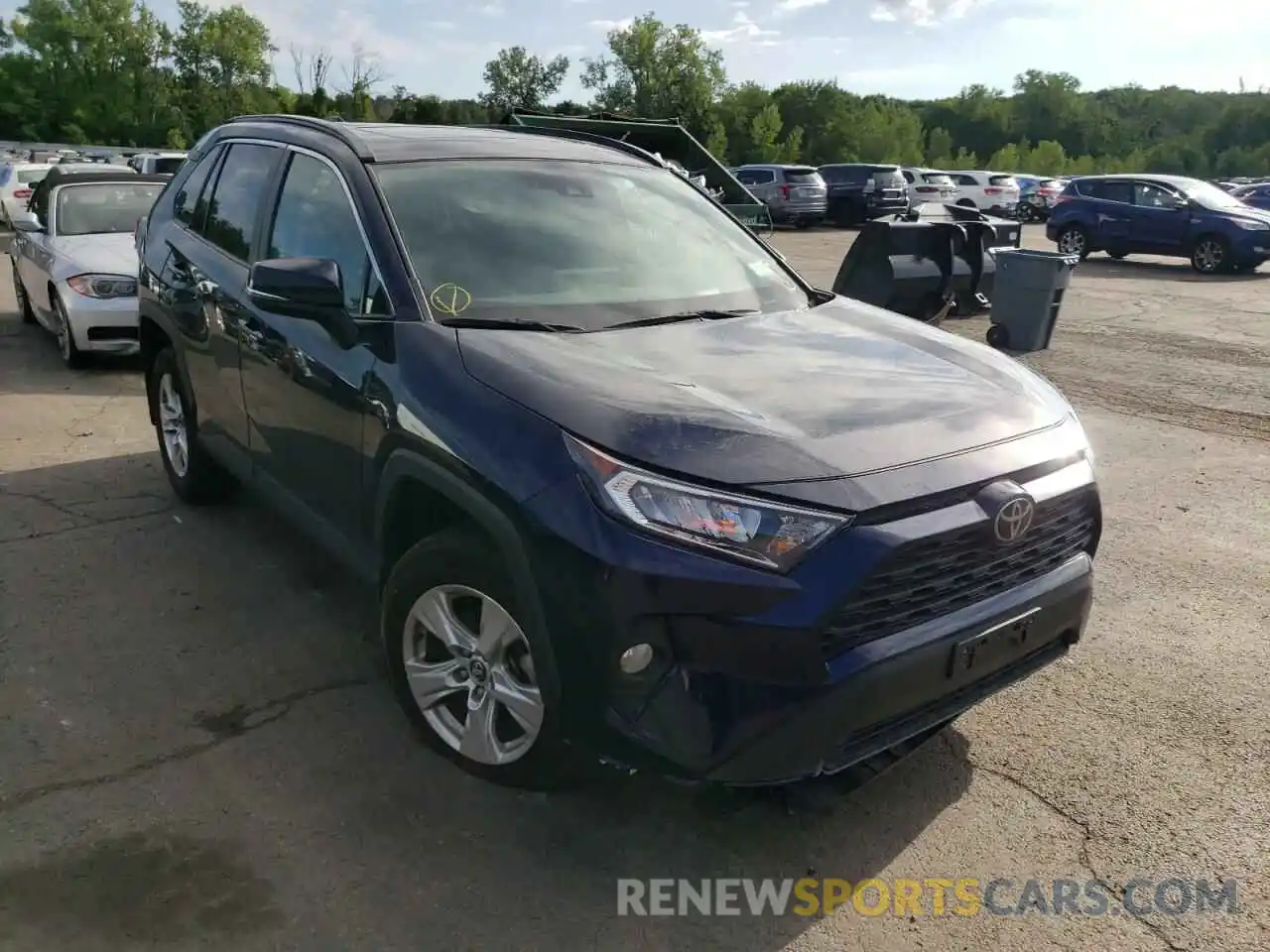 1 Photograph of a damaged car 2T3P1RFV9LC069547 TOYOTA RAV4 2020