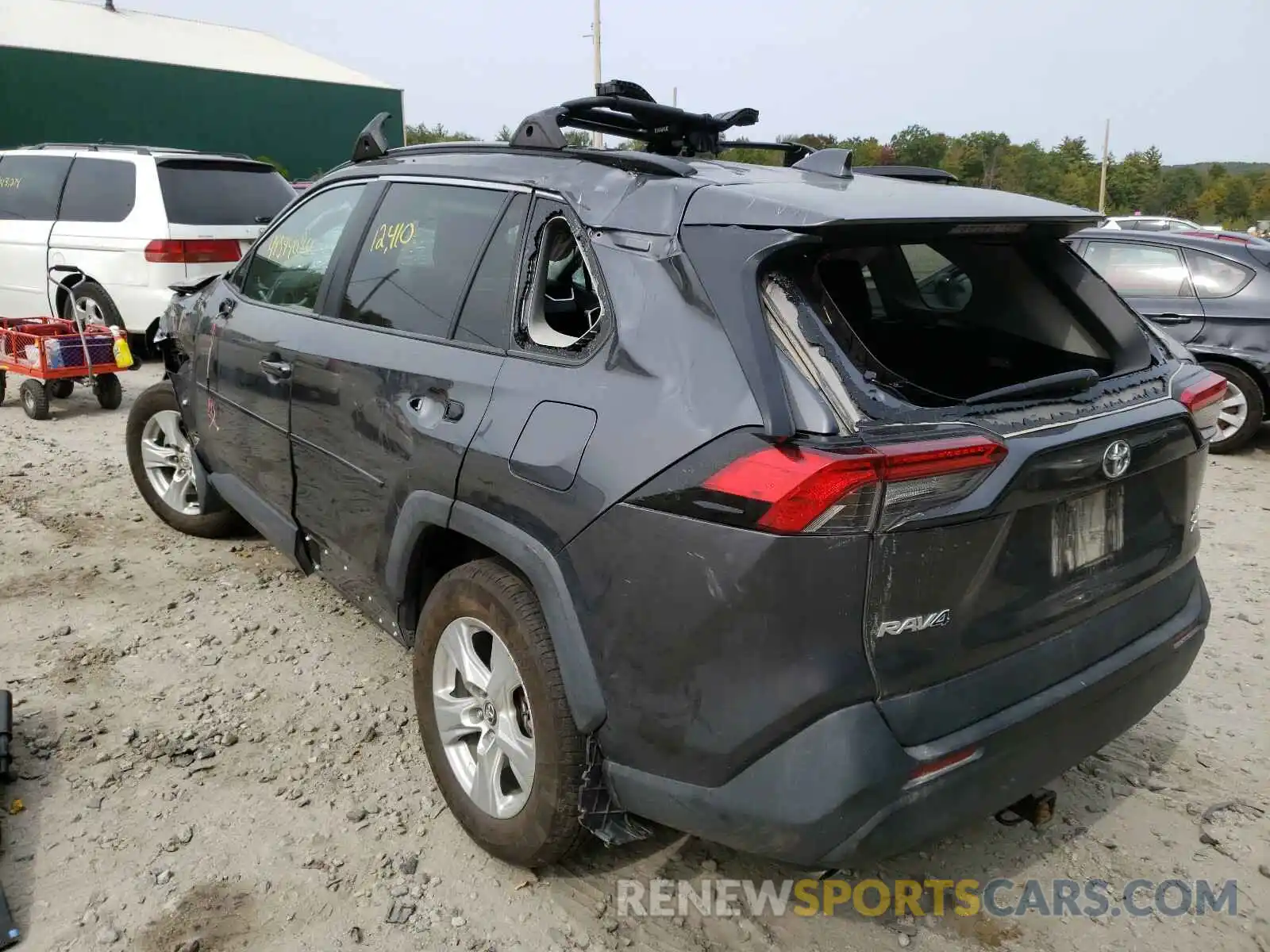 3 Photograph of a damaged car 2T3P1RFV9LC088471 TOYOTA RAV4 2020