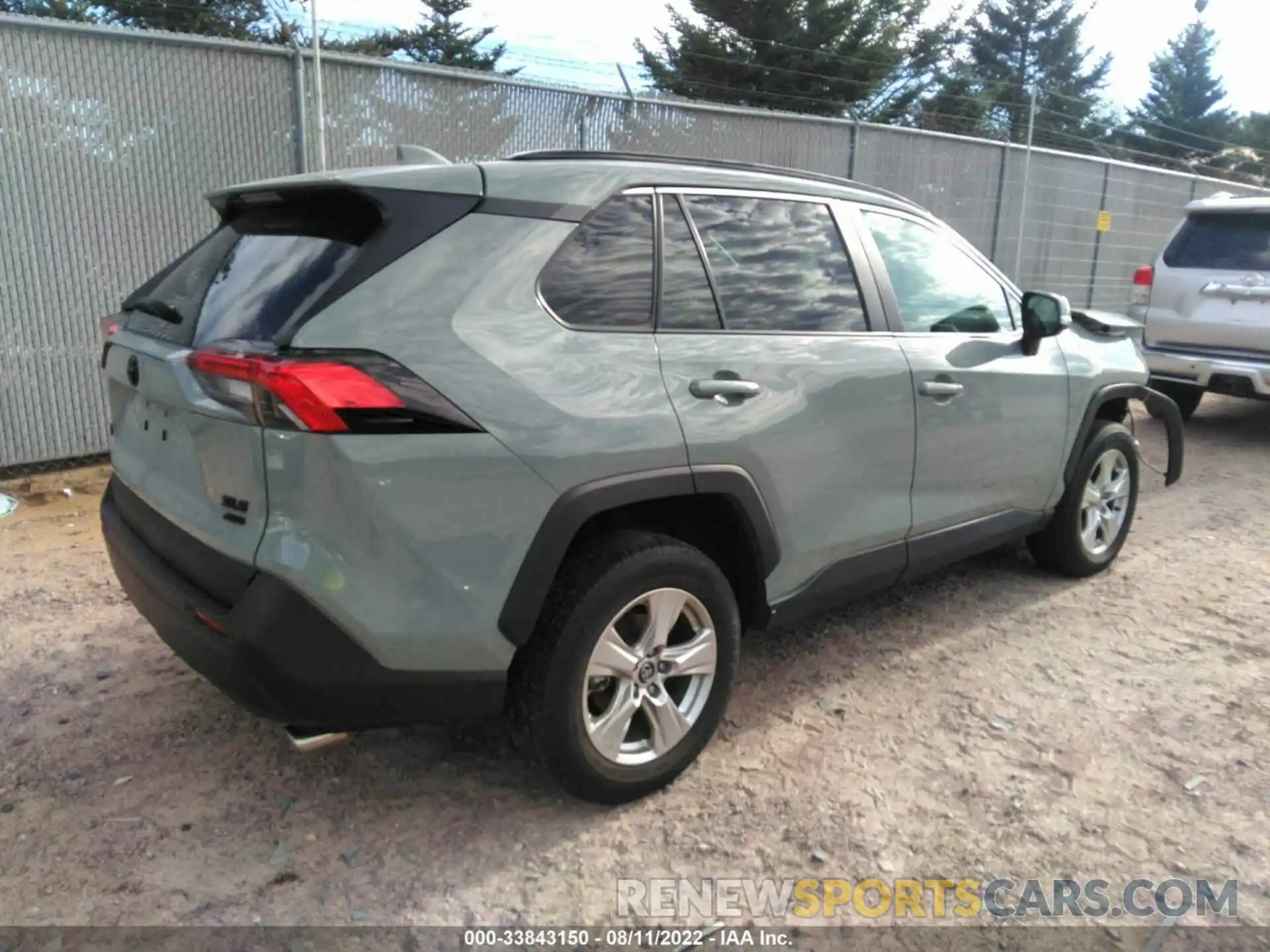 4 Photograph of a damaged car 2T3P1RFV9LC098868 TOYOTA RAV4 2020