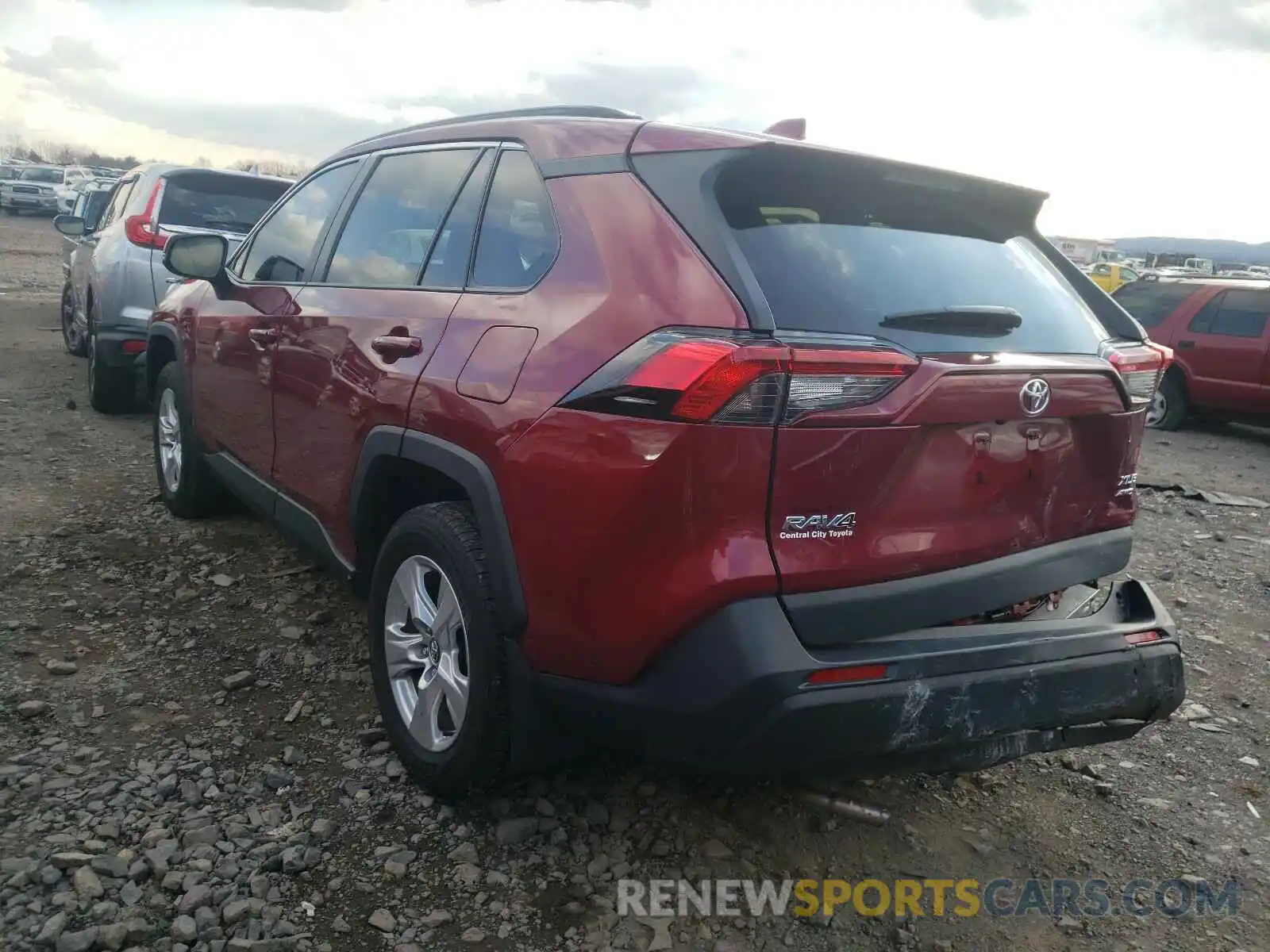 3 Photograph of a damaged car 2T3P1RFV9LW085729 TOYOTA RAV4 2020