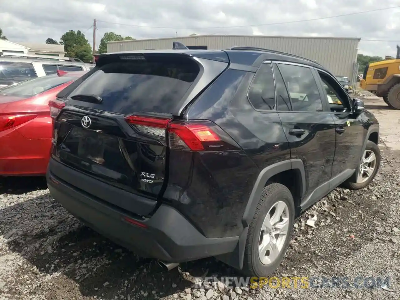 4 Photograph of a damaged car 2T3P1RFV9LW111956 TOYOTA RAV4 2020