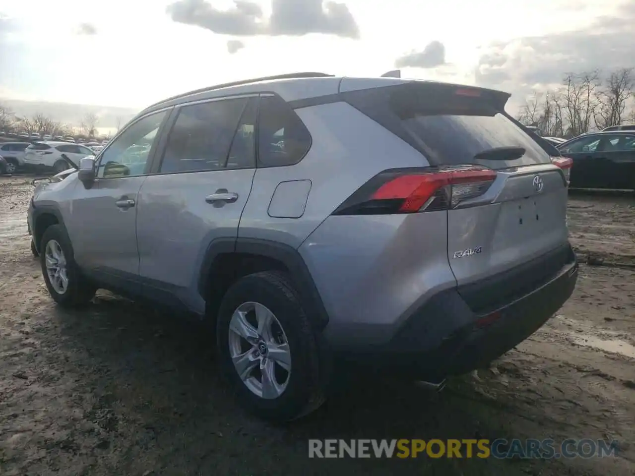 2 Photograph of a damaged car 2T3P1RFV9LW130233 TOYOTA RAV4 2020