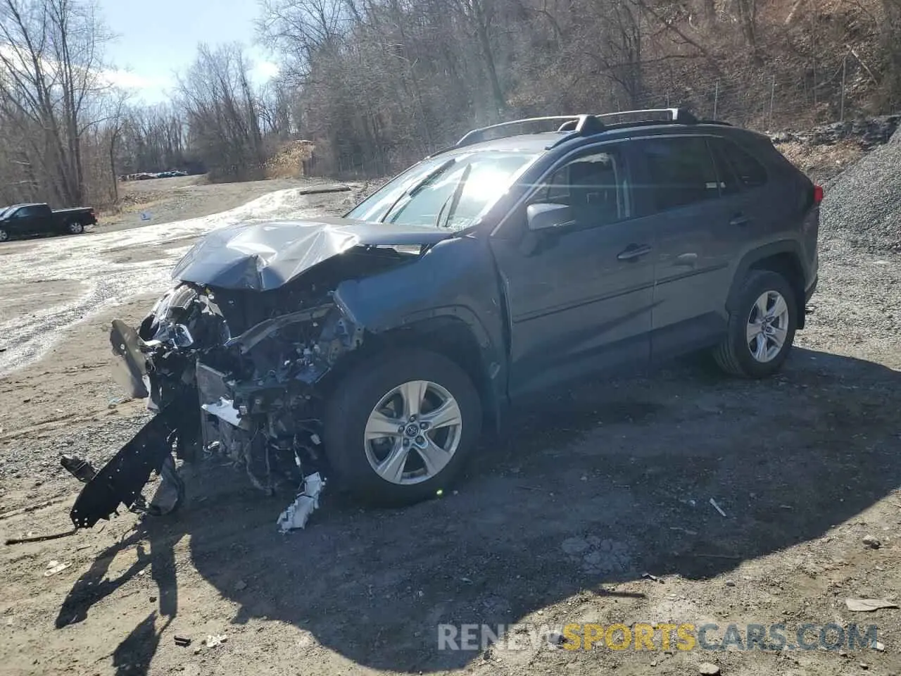 1 Photograph of a damaged car 2T3P1RFV9LW136193 TOYOTA RAV4 2020