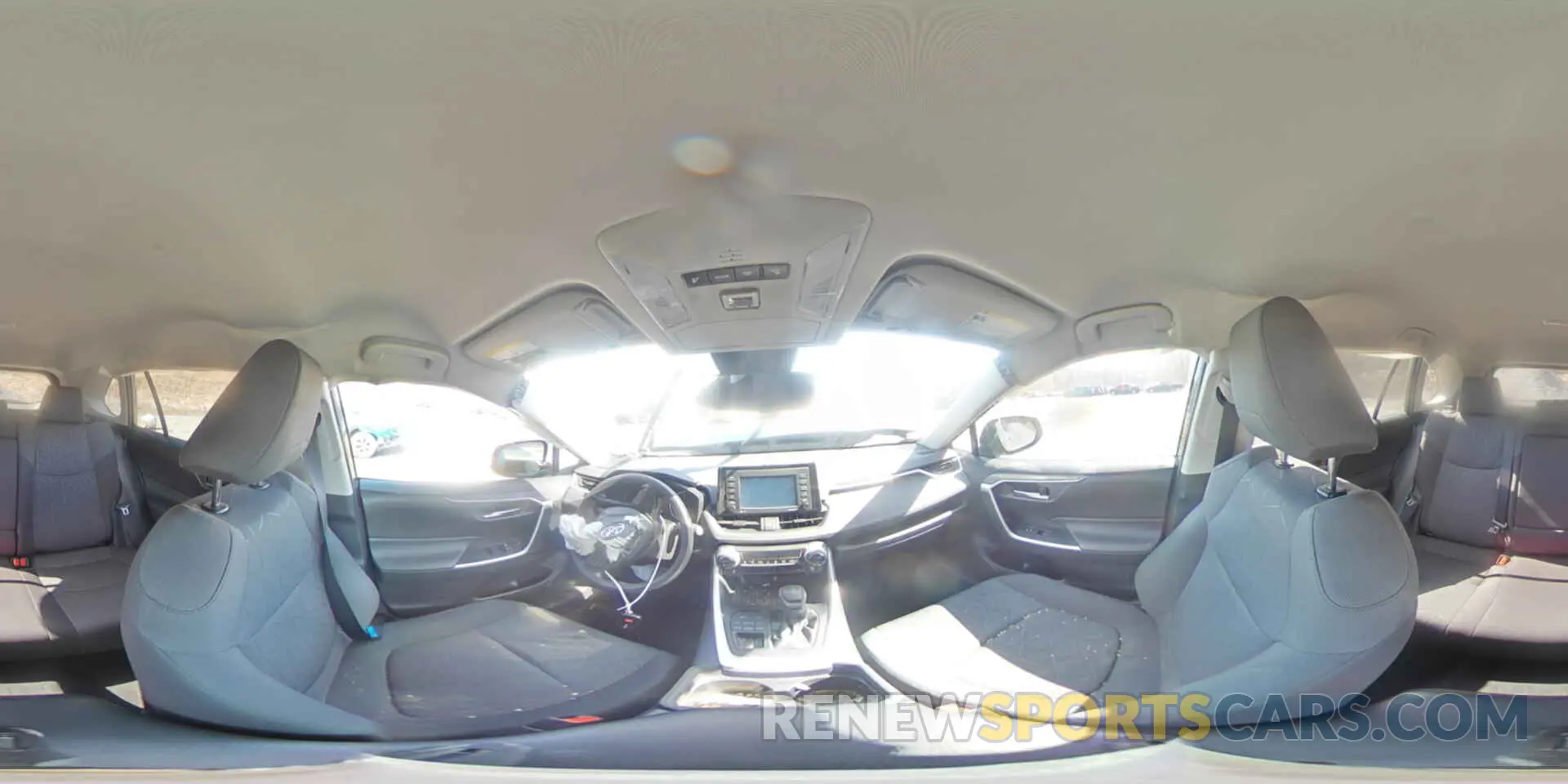 13 Photograph of a damaged car 2T3P1RFV9LW136193 TOYOTA RAV4 2020