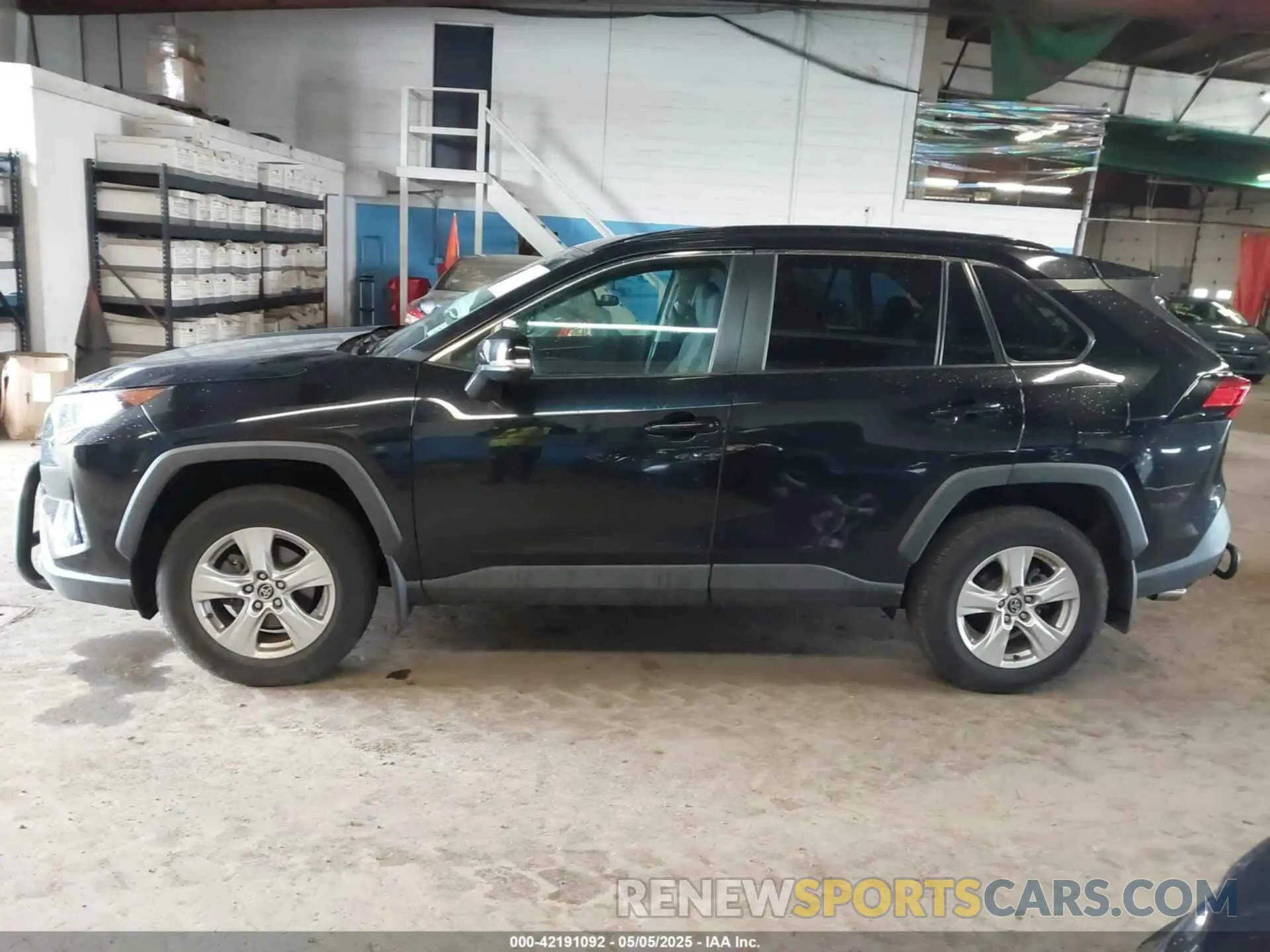 14 Photograph of a damaged car 2T3P1RFVXLC069847 TOYOTA RAV4 2020
