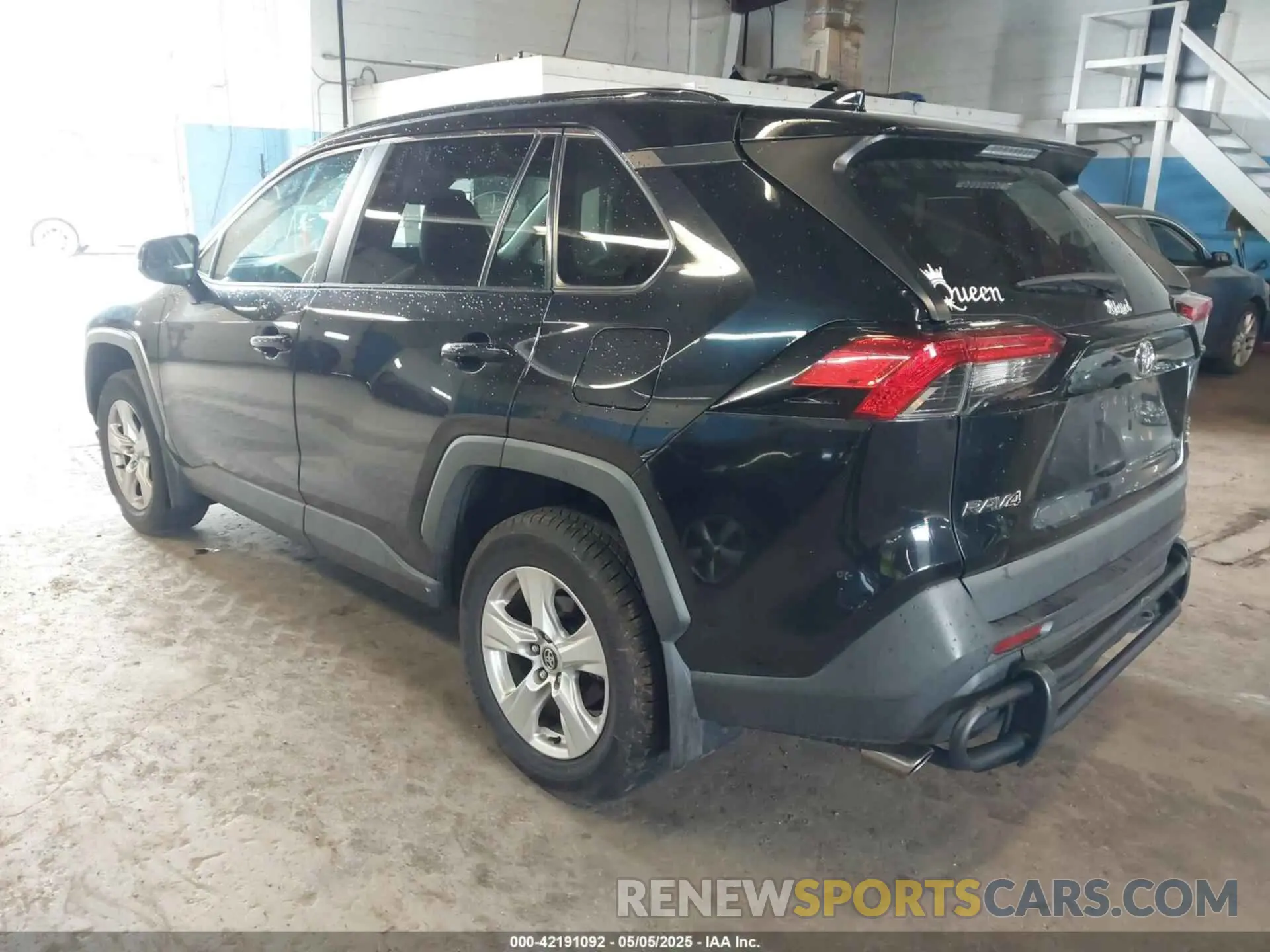 3 Photograph of a damaged car 2T3P1RFVXLC069847 TOYOTA RAV4 2020
