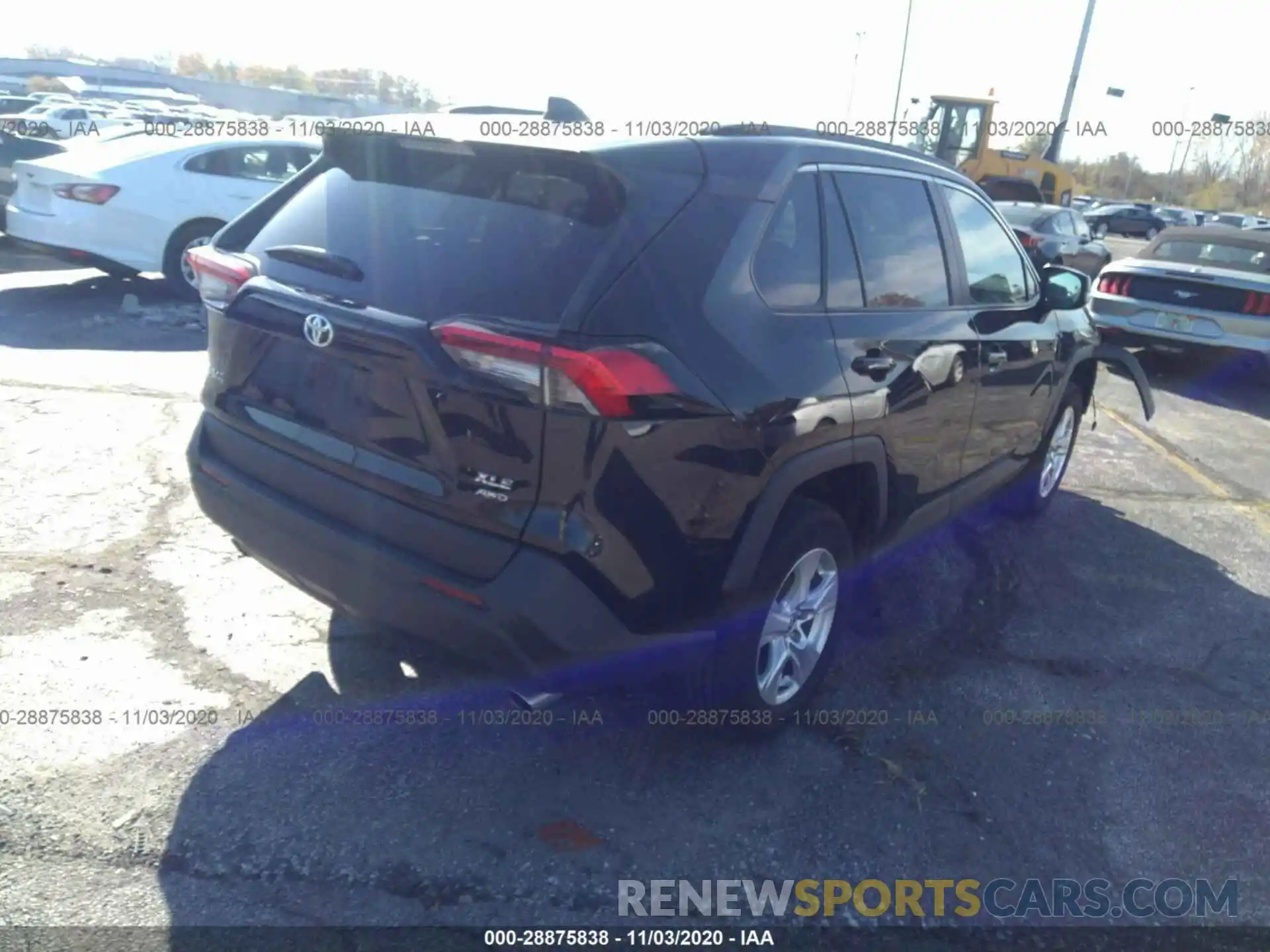 4 Photograph of a damaged car 2T3P1RFVXLC080850 TOYOTA RAV4 2020