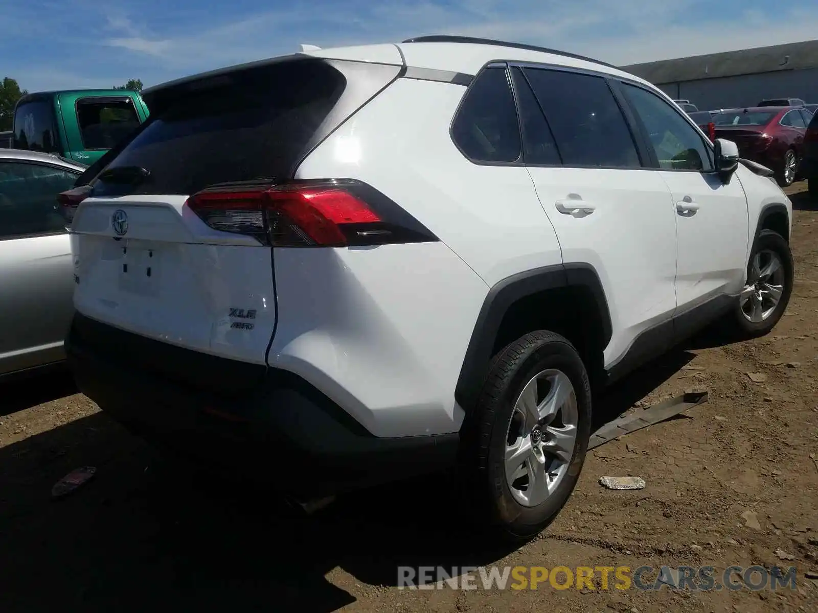 4 Photograph of a damaged car 2T3P1RFVXLC082520 TOYOTA RAV4 2020