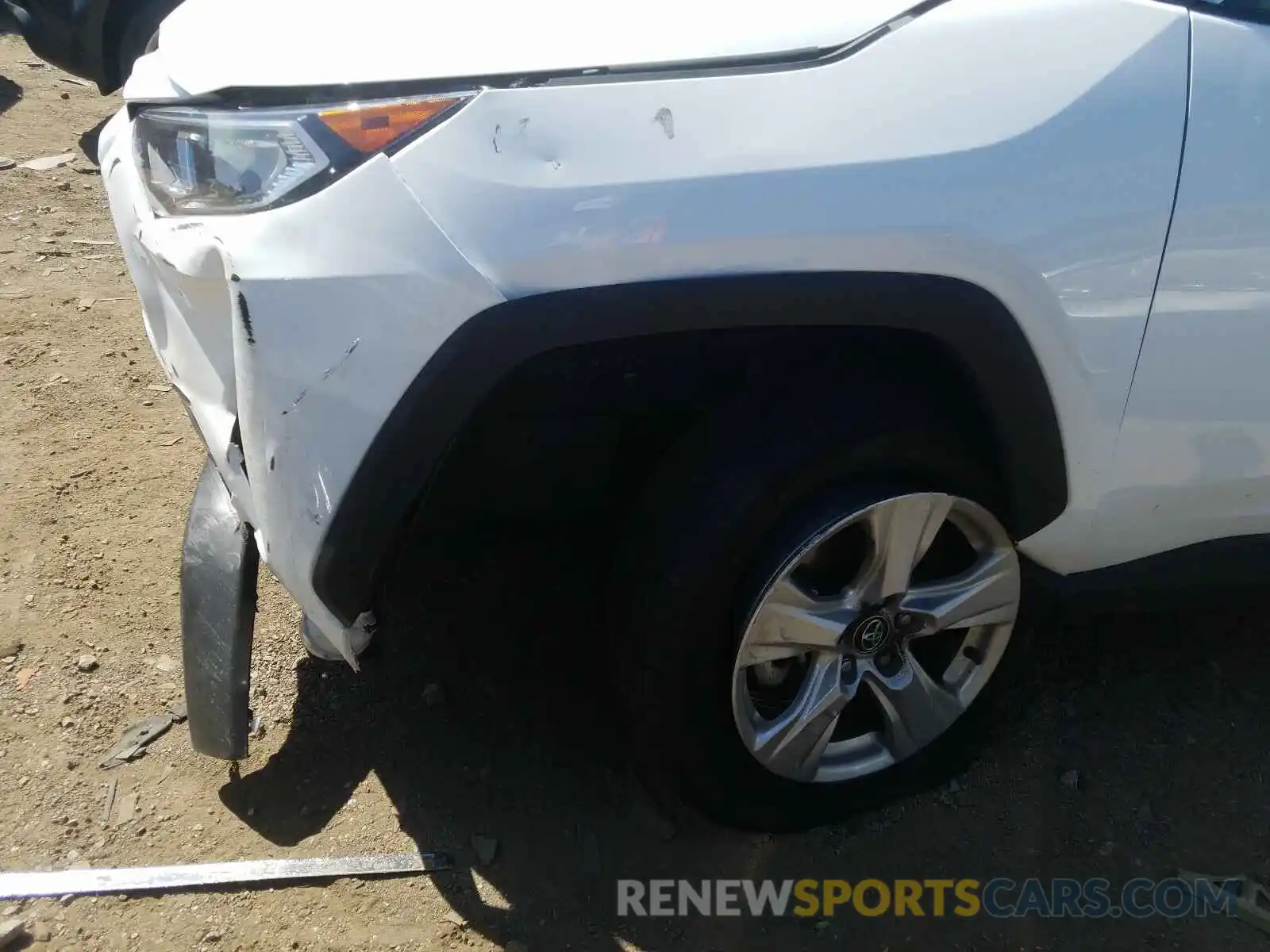 9 Photograph of a damaged car 2T3P1RFVXLC082520 TOYOTA RAV4 2020