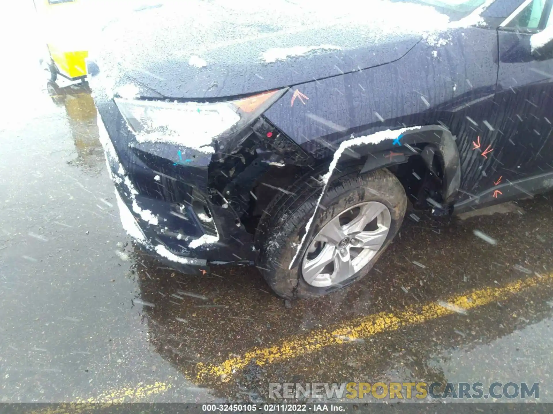 6 Photograph of a damaged car 2T3P1RFVXLC099270 TOYOTA RAV4 2020