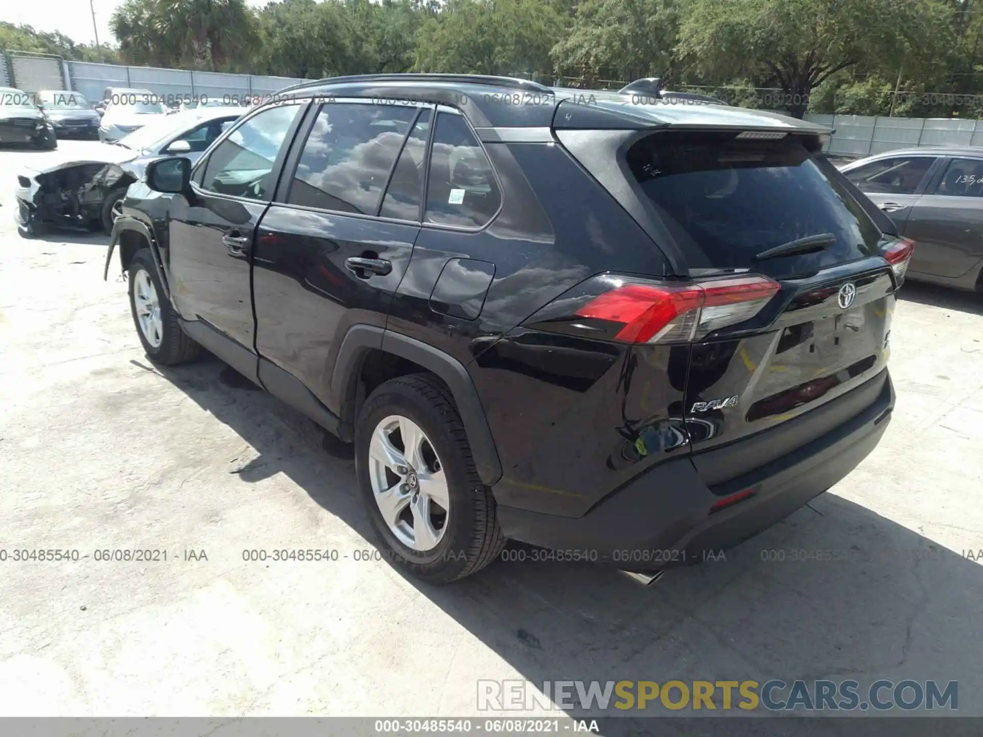 3 Photograph of a damaged car 2T3P1RFVXLC102796 TOYOTA RAV4 2020