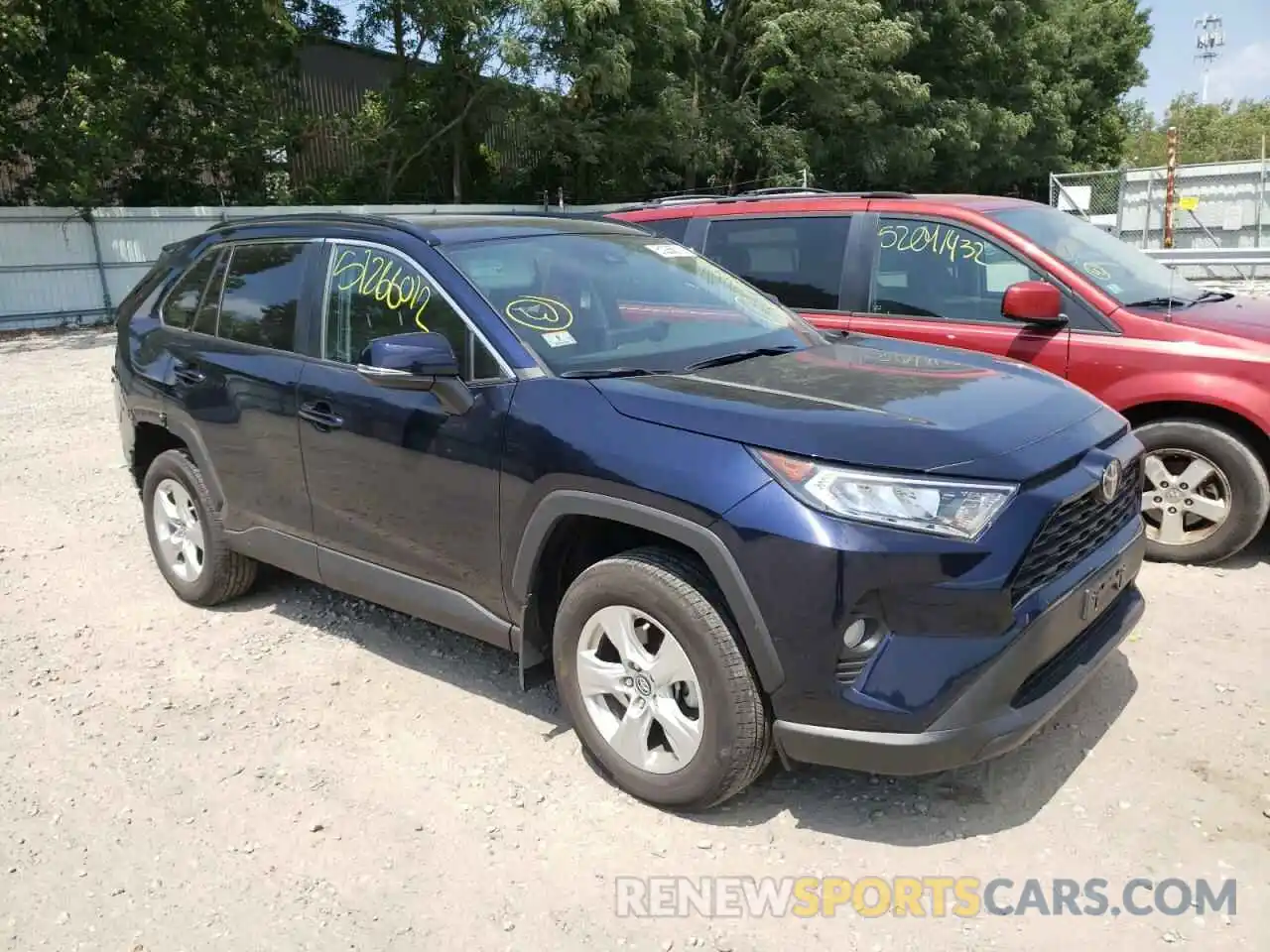 1 Photograph of a damaged car 2T3P1RFVXLC125544 TOYOTA RAV4 2020