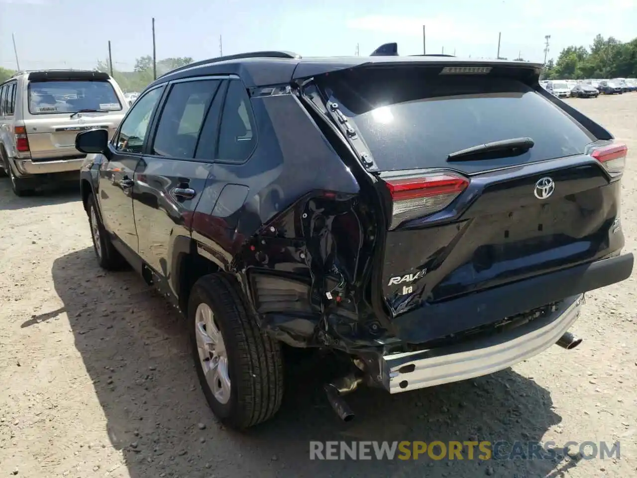 3 Photograph of a damaged car 2T3P1RFVXLC125544 TOYOTA RAV4 2020