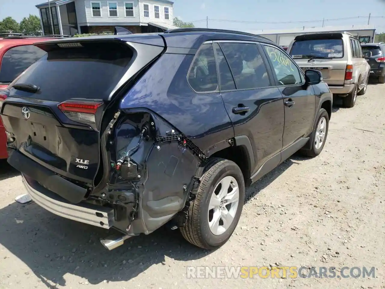 9 Photograph of a damaged car 2T3P1RFVXLC125544 TOYOTA RAV4 2020