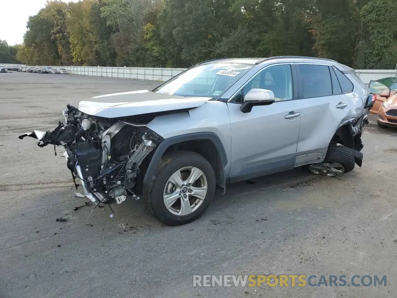 1 Photograph of a damaged car 2T3P1RFVXLW100433 TOYOTA RAV4 2020