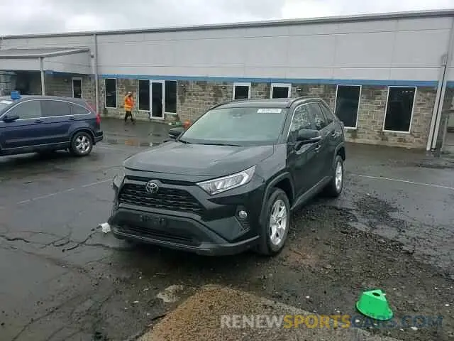 13 Photograph of a damaged car 2T3P1RFVXLW125641 TOYOTA RAV4 2020