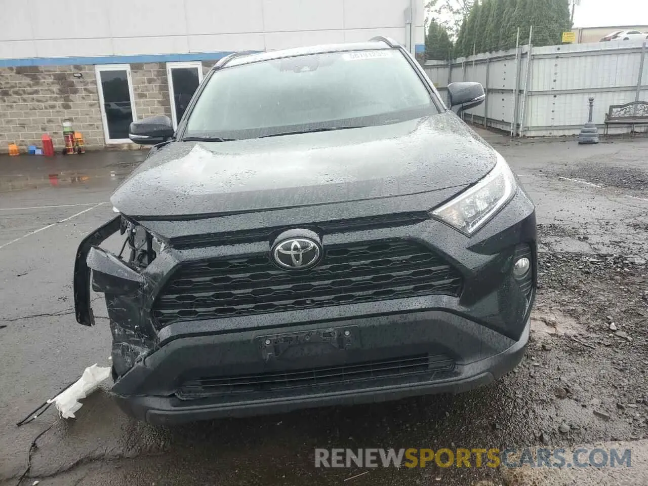 5 Photograph of a damaged car 2T3P1RFVXLW125641 TOYOTA RAV4 2020