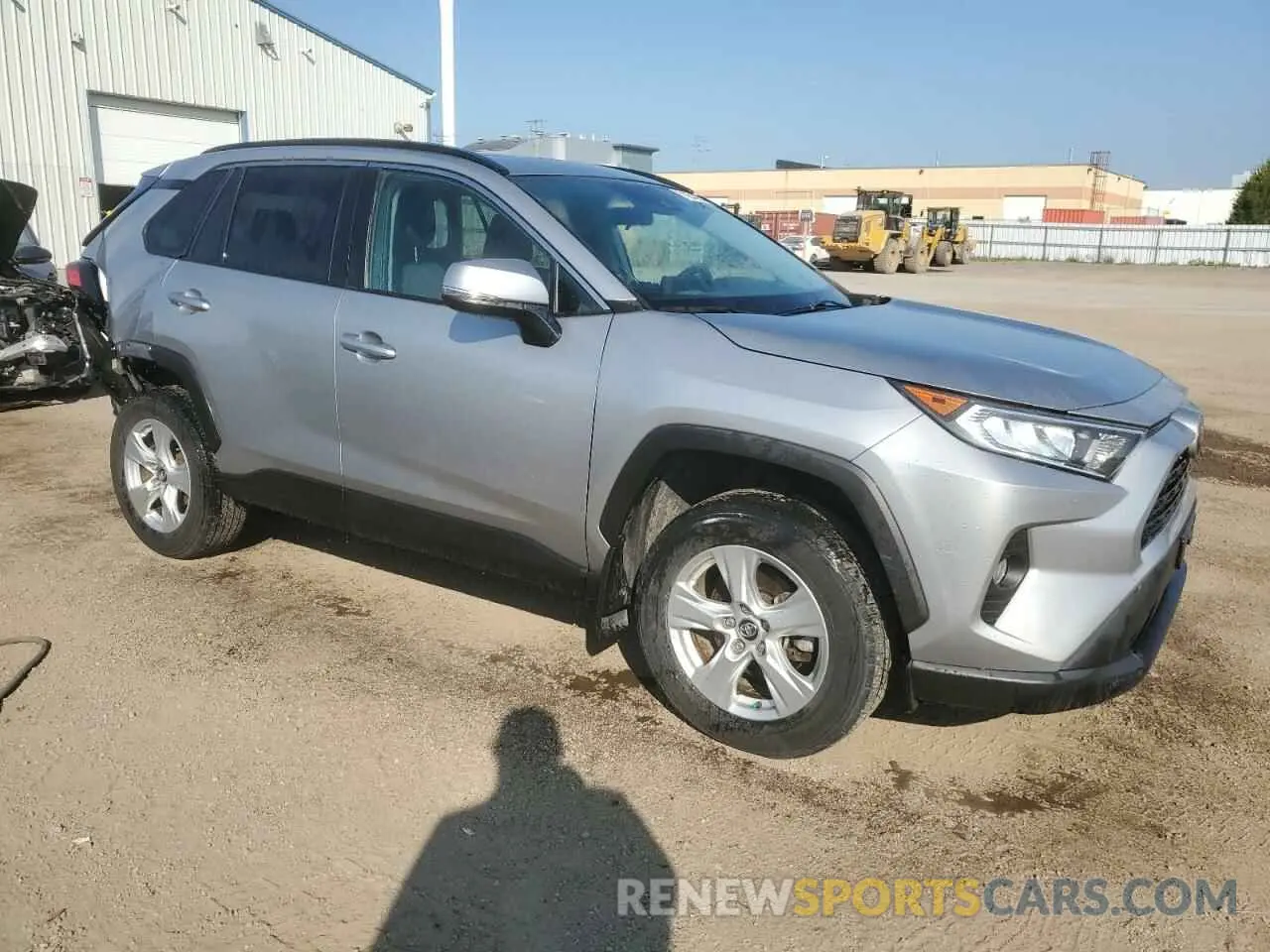 4 Photograph of a damaged car 2T3R1RFV3LC094453 TOYOTA RAV4 2020