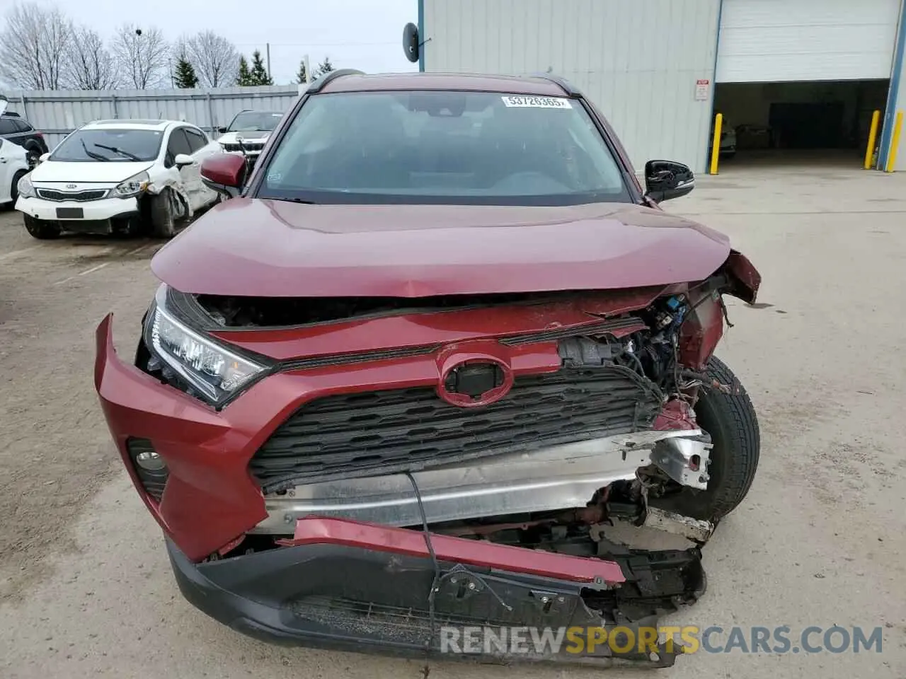 5 Photograph of a damaged car 2T3R1RFV4LW089857 TOYOTA RAV4 2020